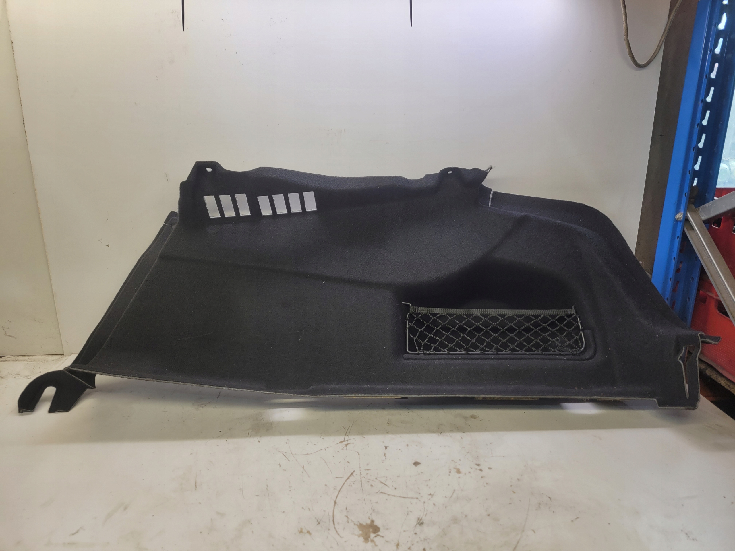 boot upholstery right AUDI A6 C7 sedan 4G5863888D 44H