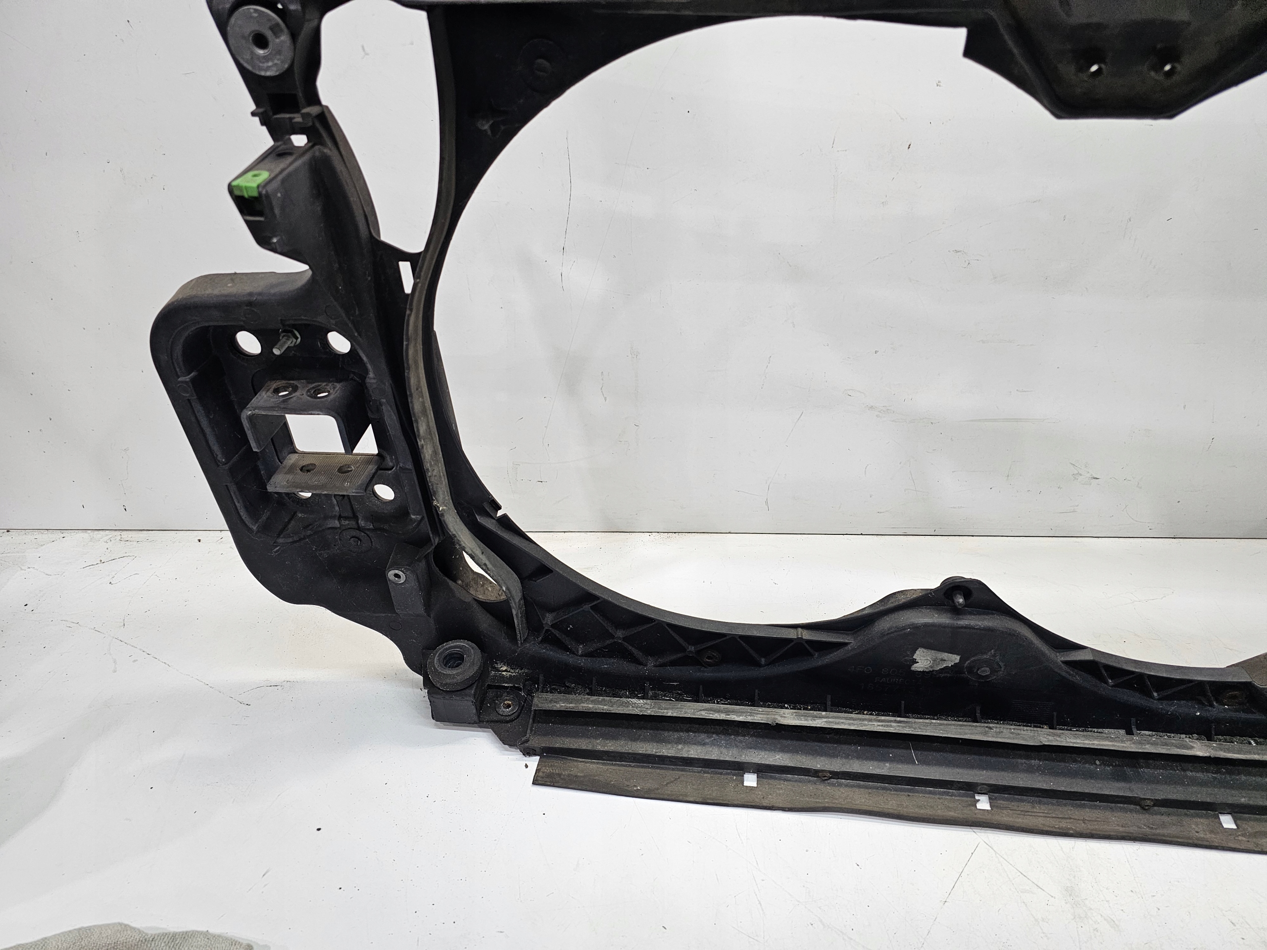 support panel for radiators unprotected AUDI A6 C6 LIFT 2.7 3.0 TDI 4F0805594H original