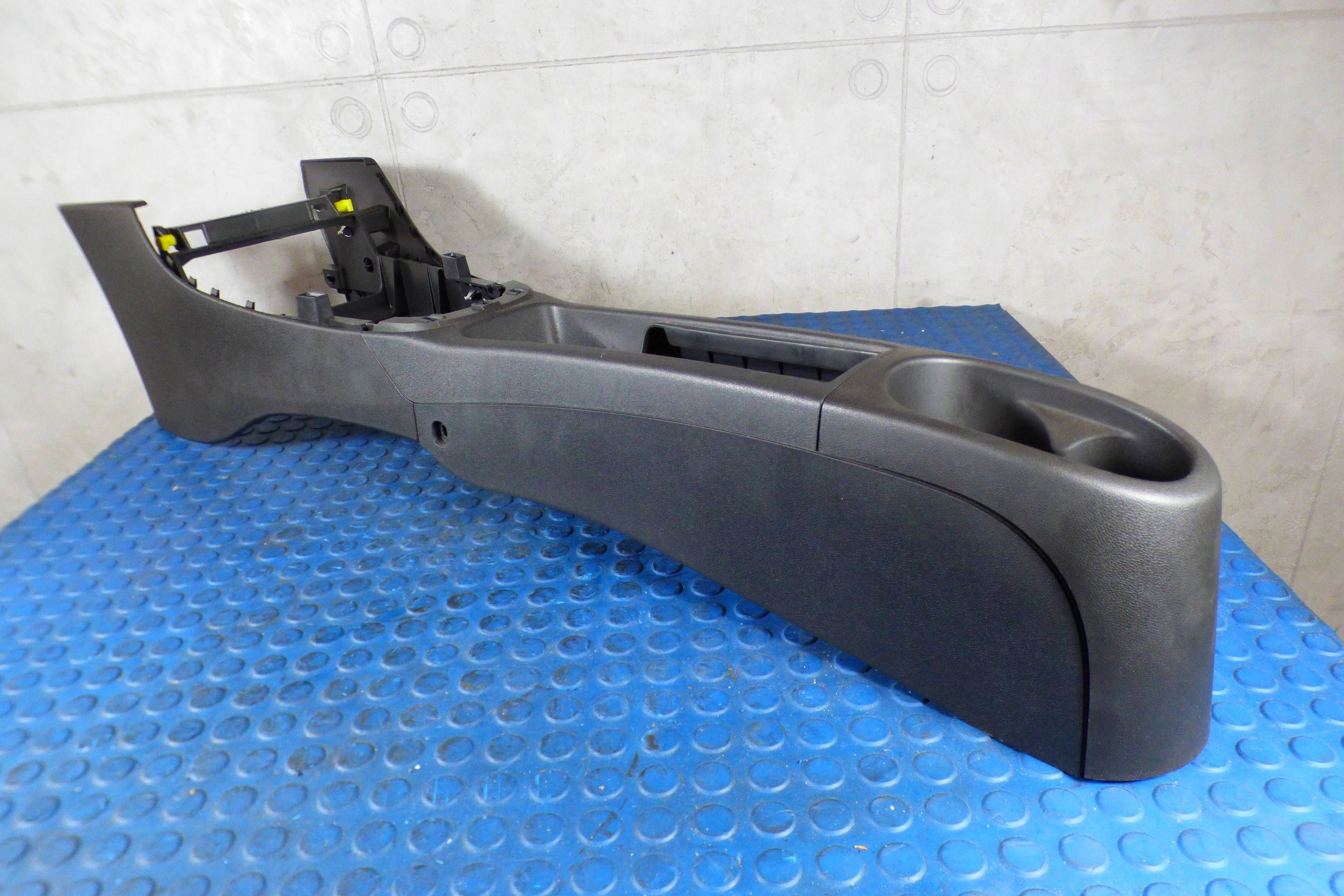 Opel Corsa E 3D tunel mitte 13390674 st.BDB EUROPA