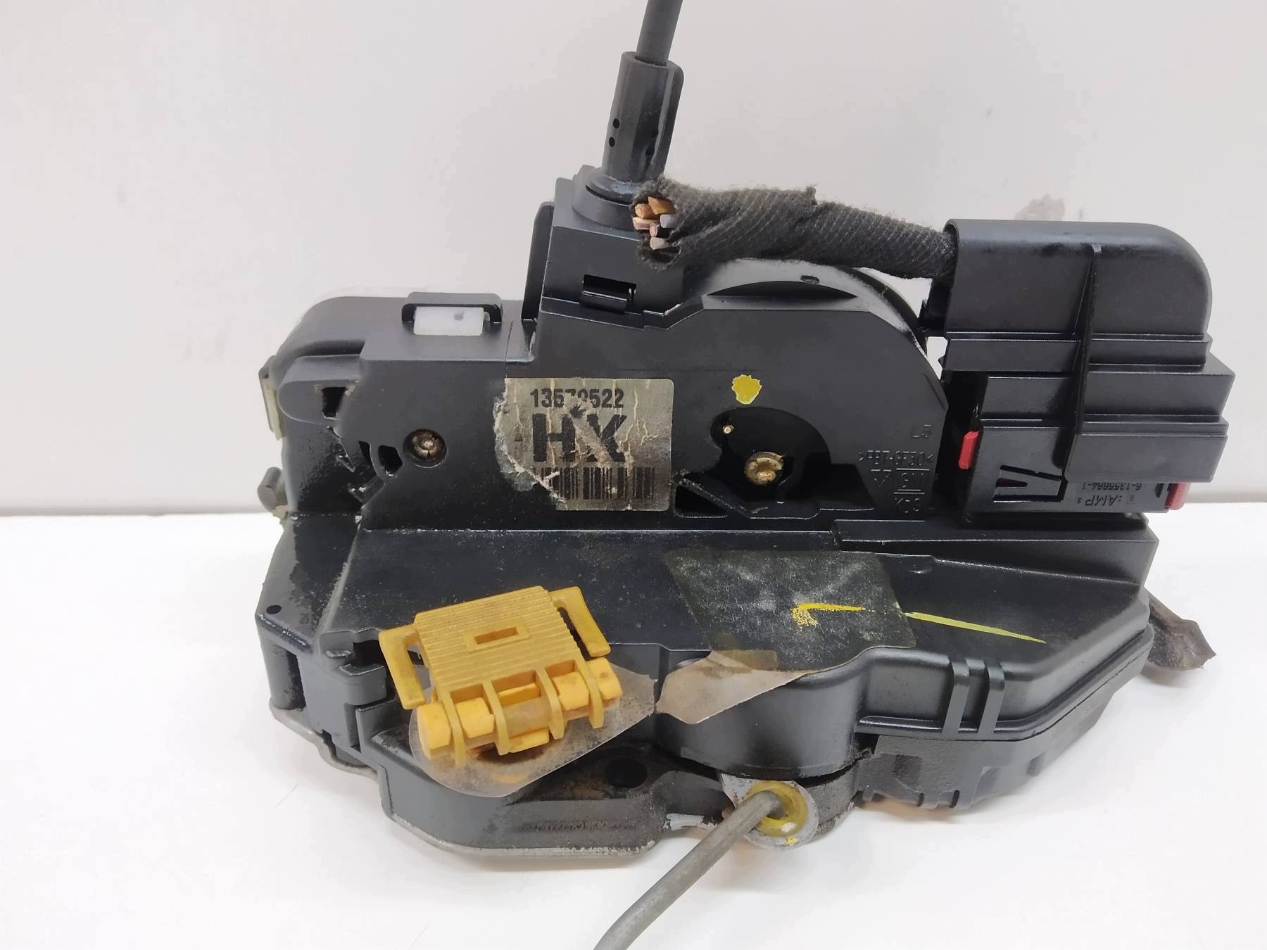 lock door left front 13570522 Opel Insignia and (2008-2017 ) A