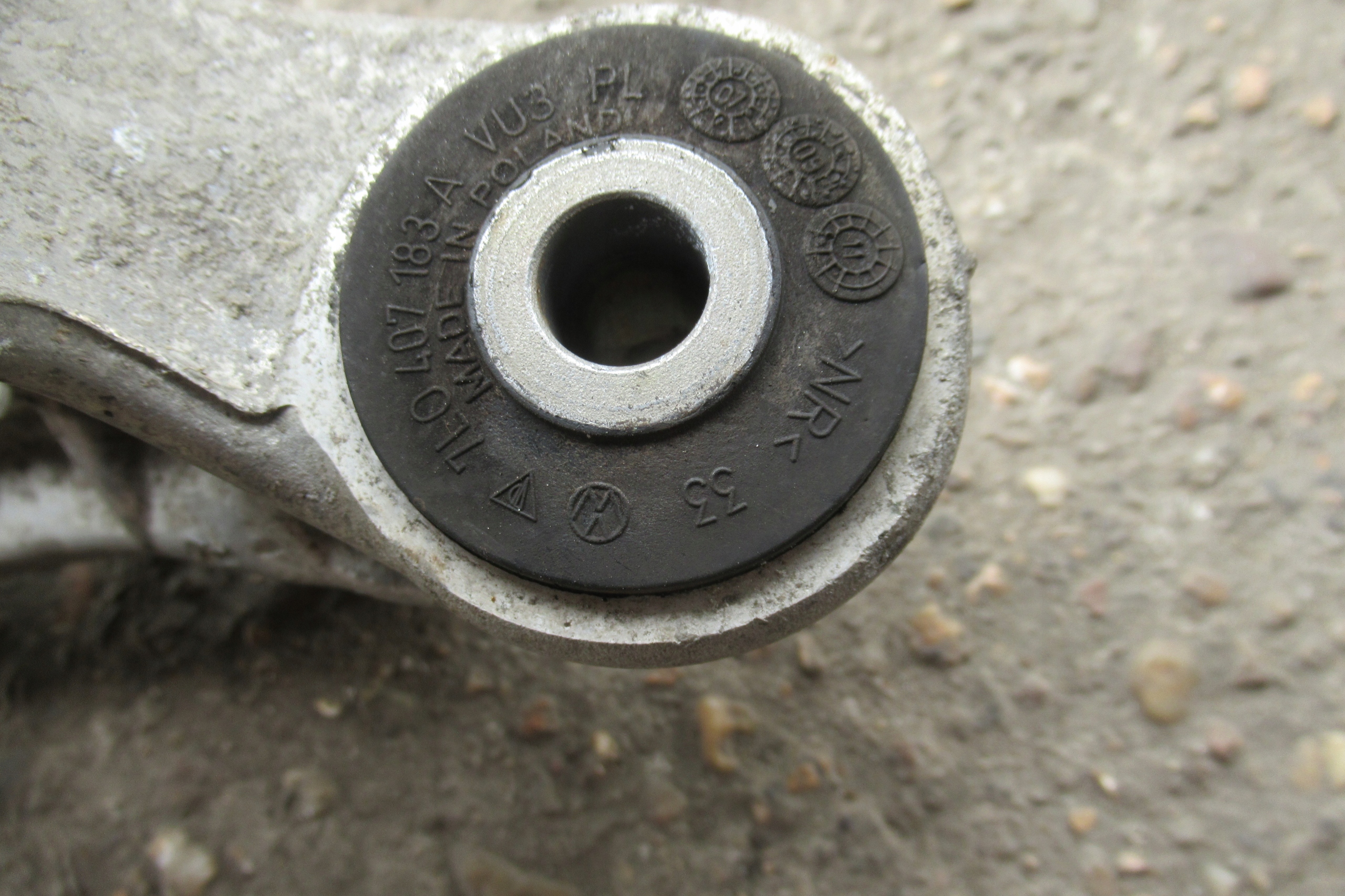 VW TOUAREG 3.0 TSI swing right rear part