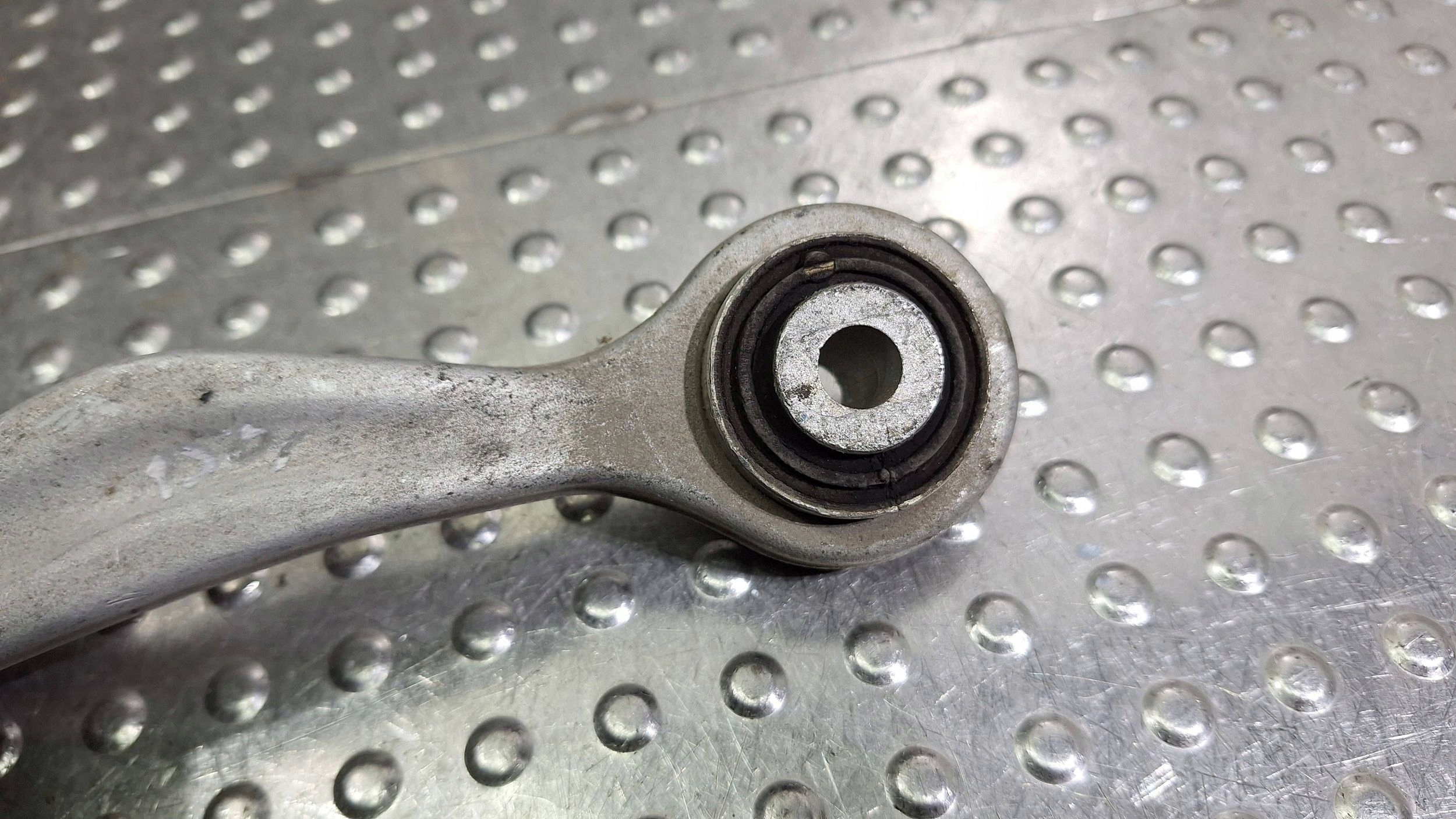 Querlenker rechts heck 8K0501530N AUDI A4 B8 A5 8T A7 A6 C7 Q5 8R