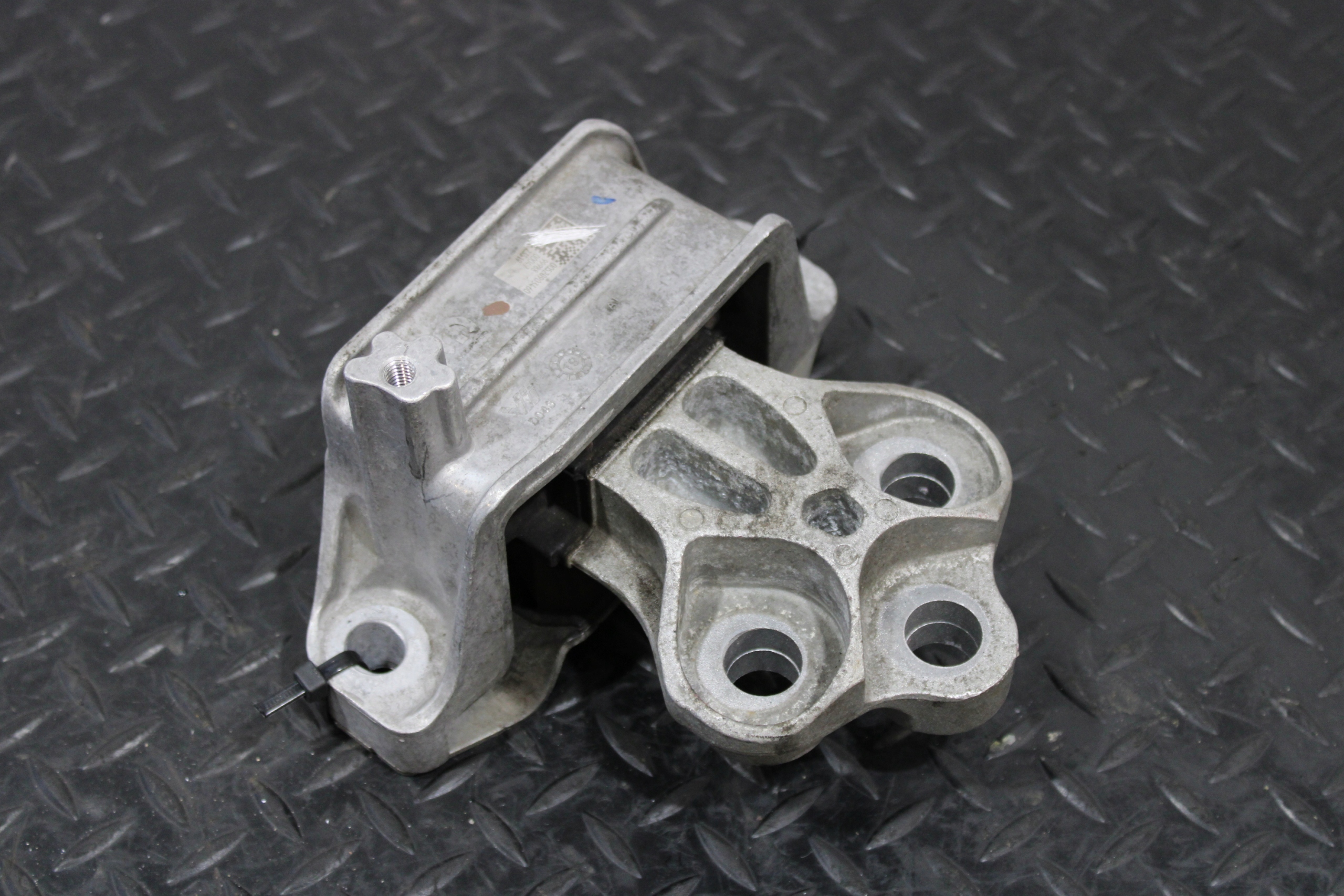 holder engine mount FIAT 500X 500 X LIFT 00520903460