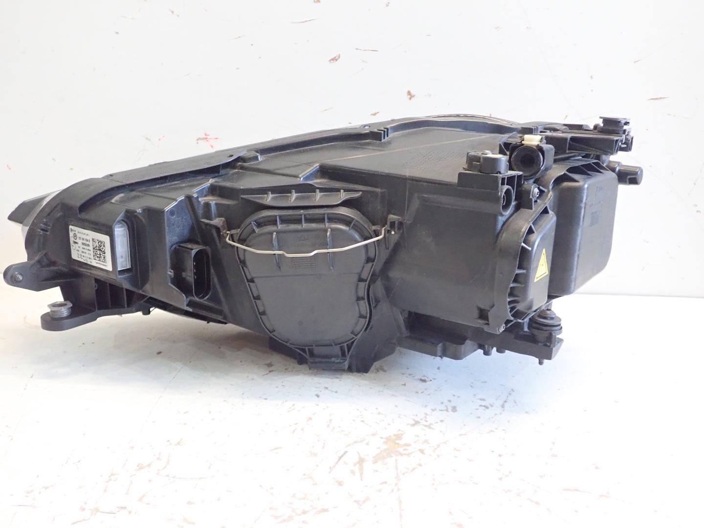 light front right VW SPORTSVAN BI-XENON 517941034B