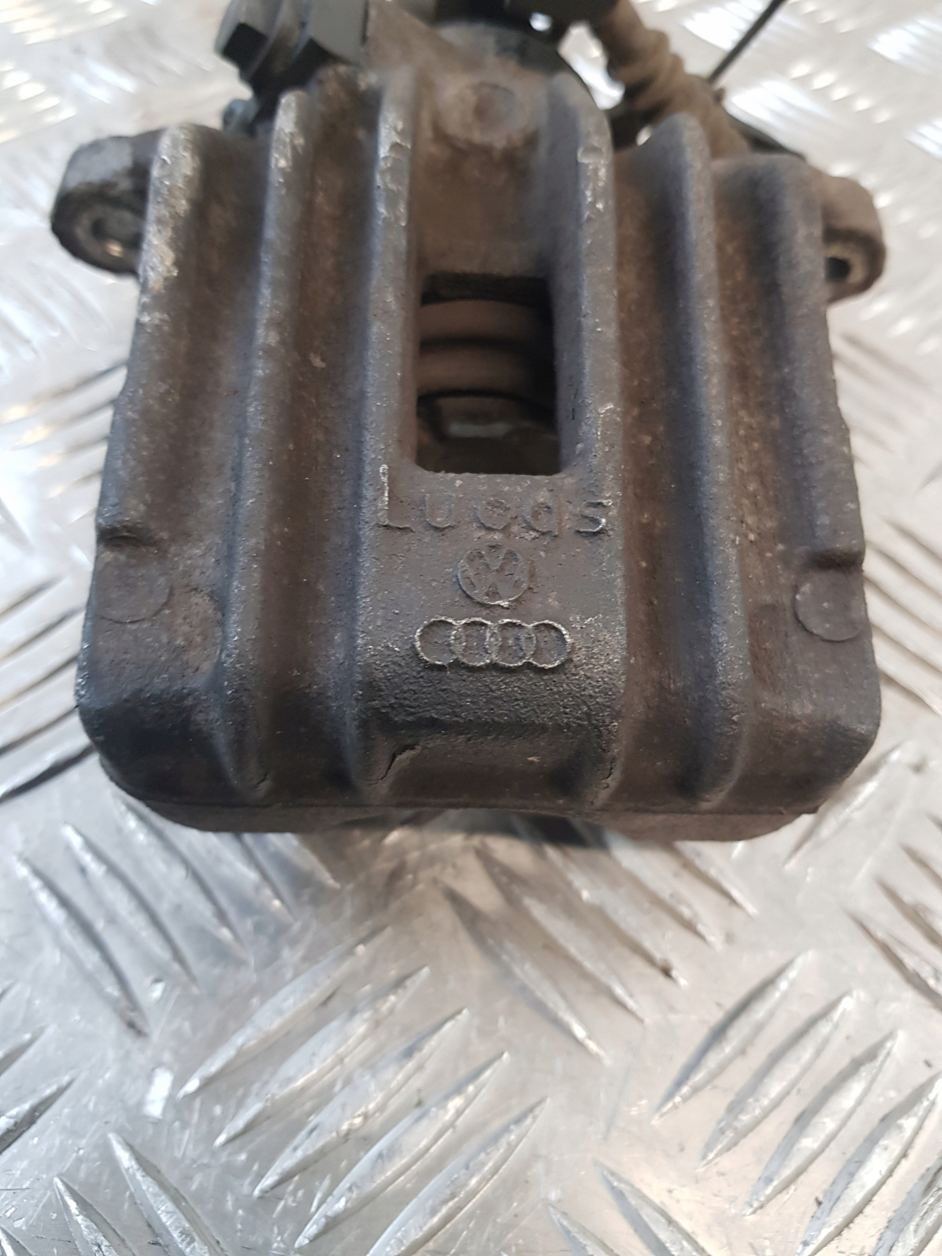 caliper brake left rear part SKODA OCTAVIA and 1.8B EU