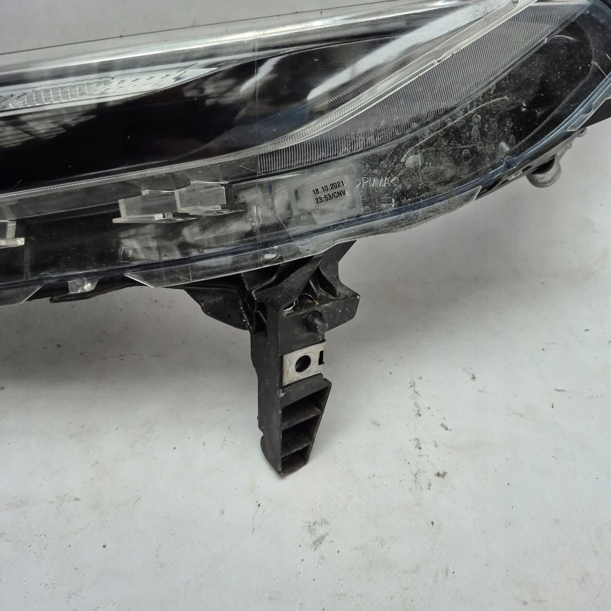 NISSAN JUKE 2 II F16 19- light left front front LED DRL 90170974