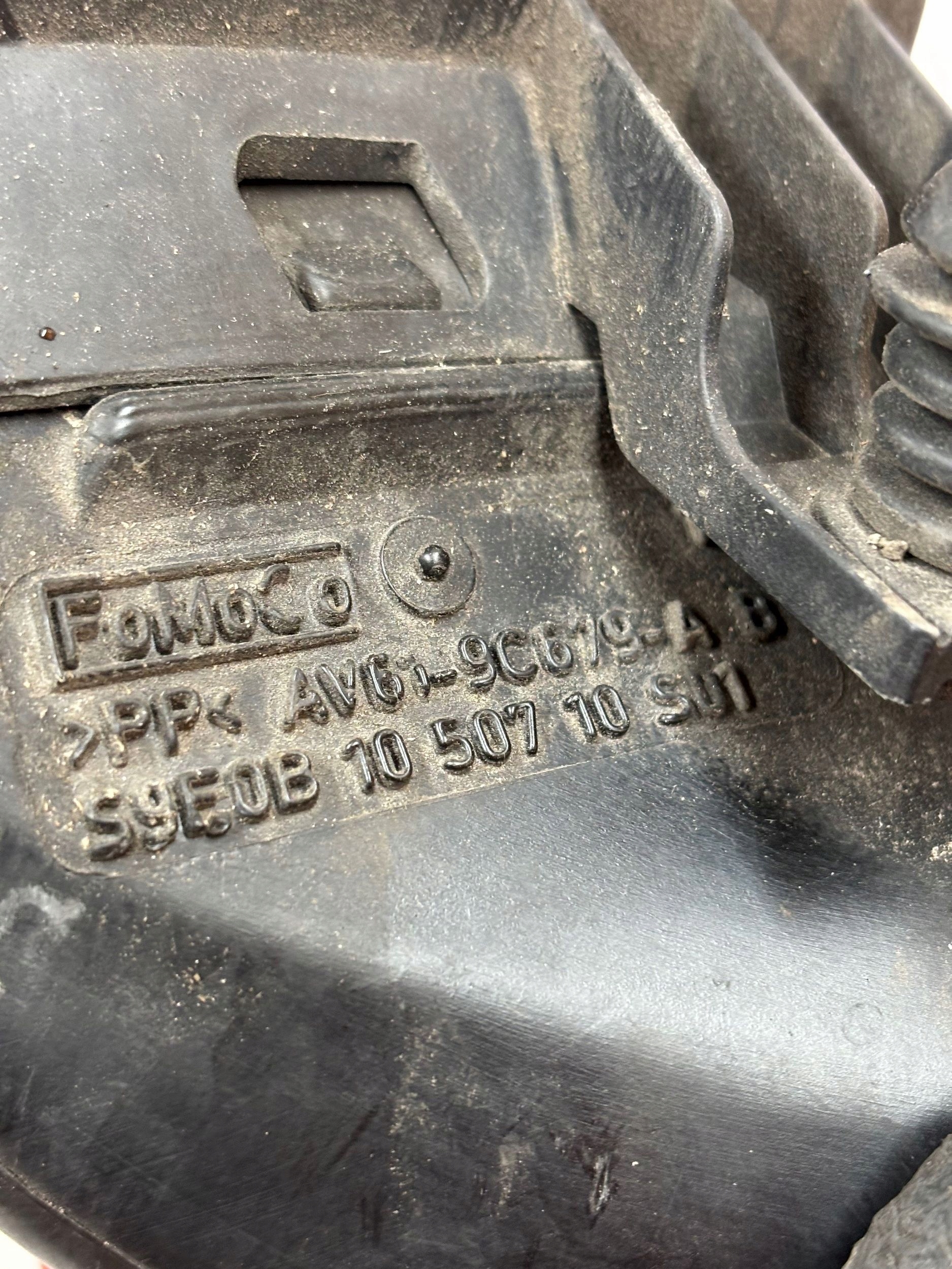 Gehäuse filter luft FORD C-MAX MK2 1.6 ECOBOOST
