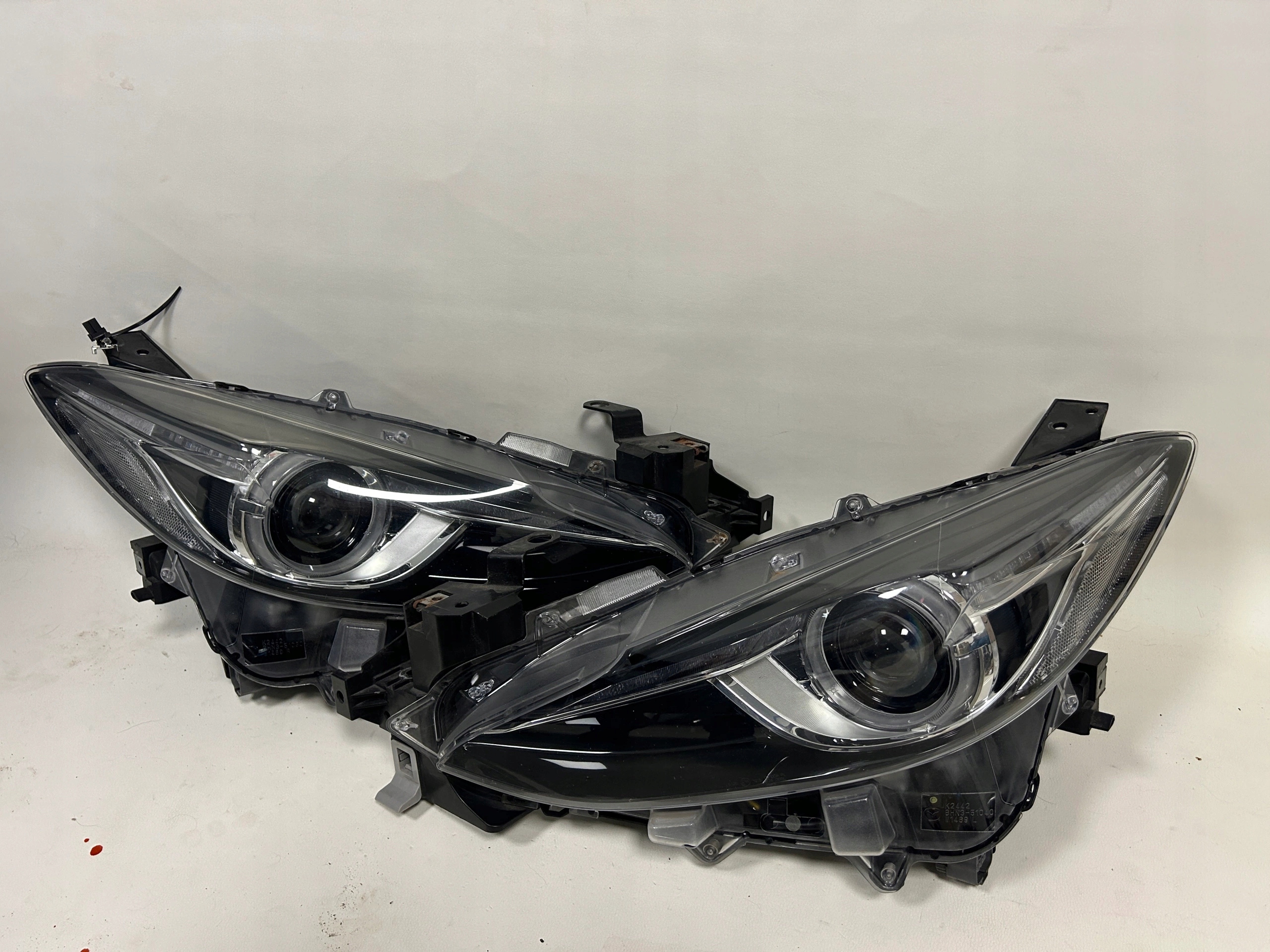 Mazda 3 Bn 13- Xenon bumper front front