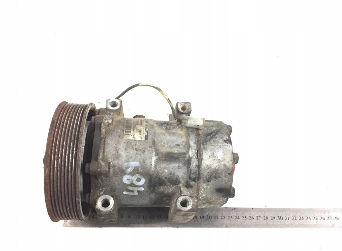 5010605063 RENAULT TRUCKS Компрессор кондиционера / насос ac