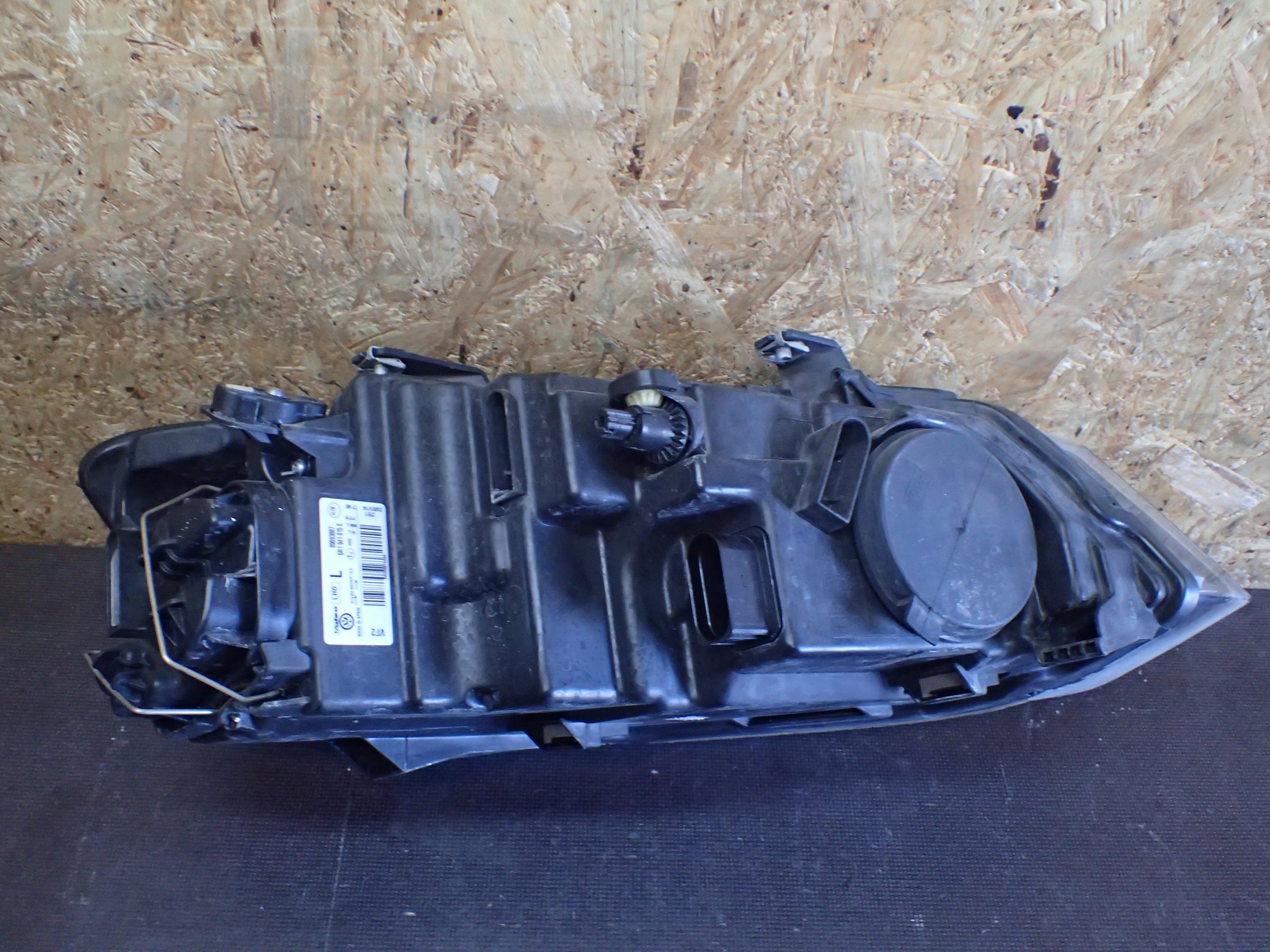light front left VW POLO 08- 6R1941015E