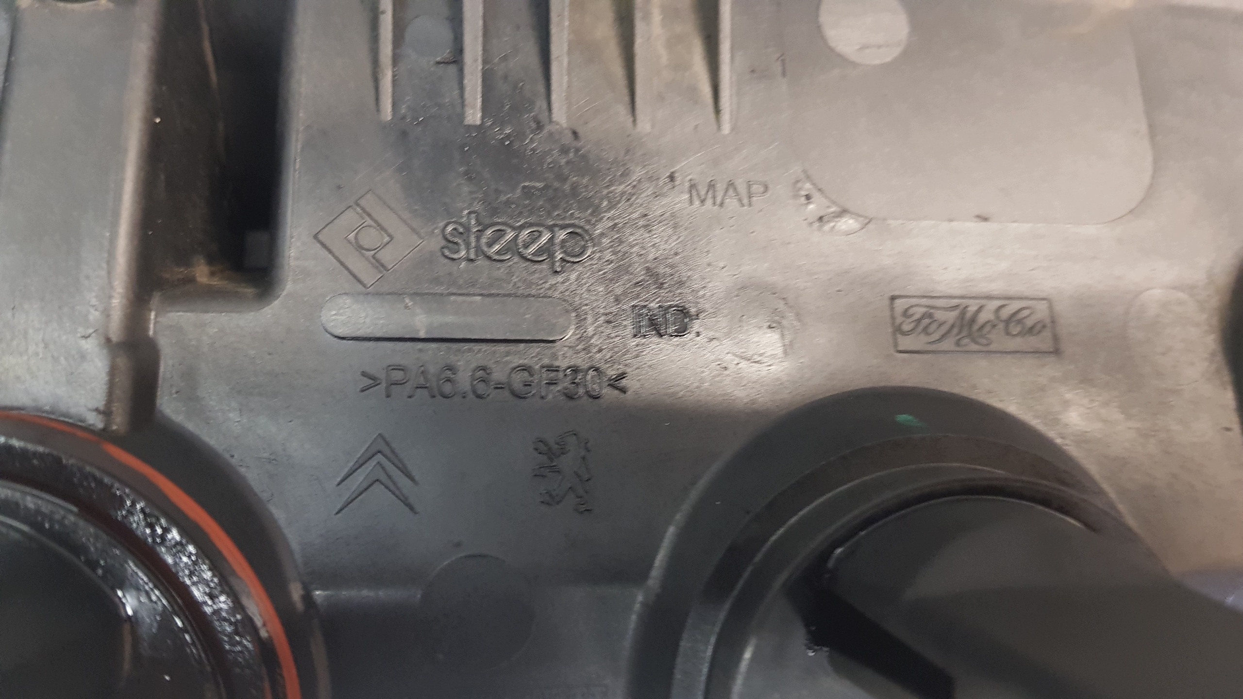CITROEN C5 PEUGEOT 607 2.2 HDI Abdeckung der Ventile 9662660480