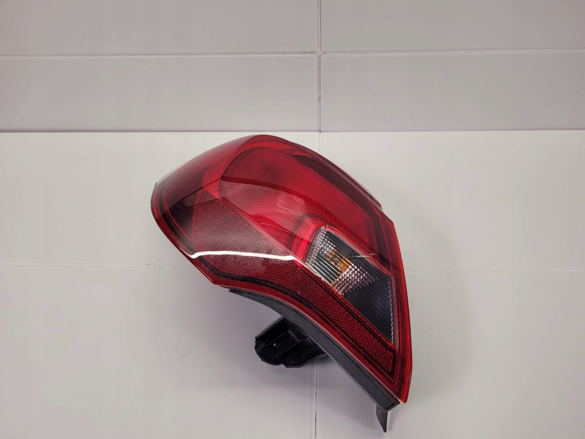 light rear left side Opel Corsa E 2016 460034366