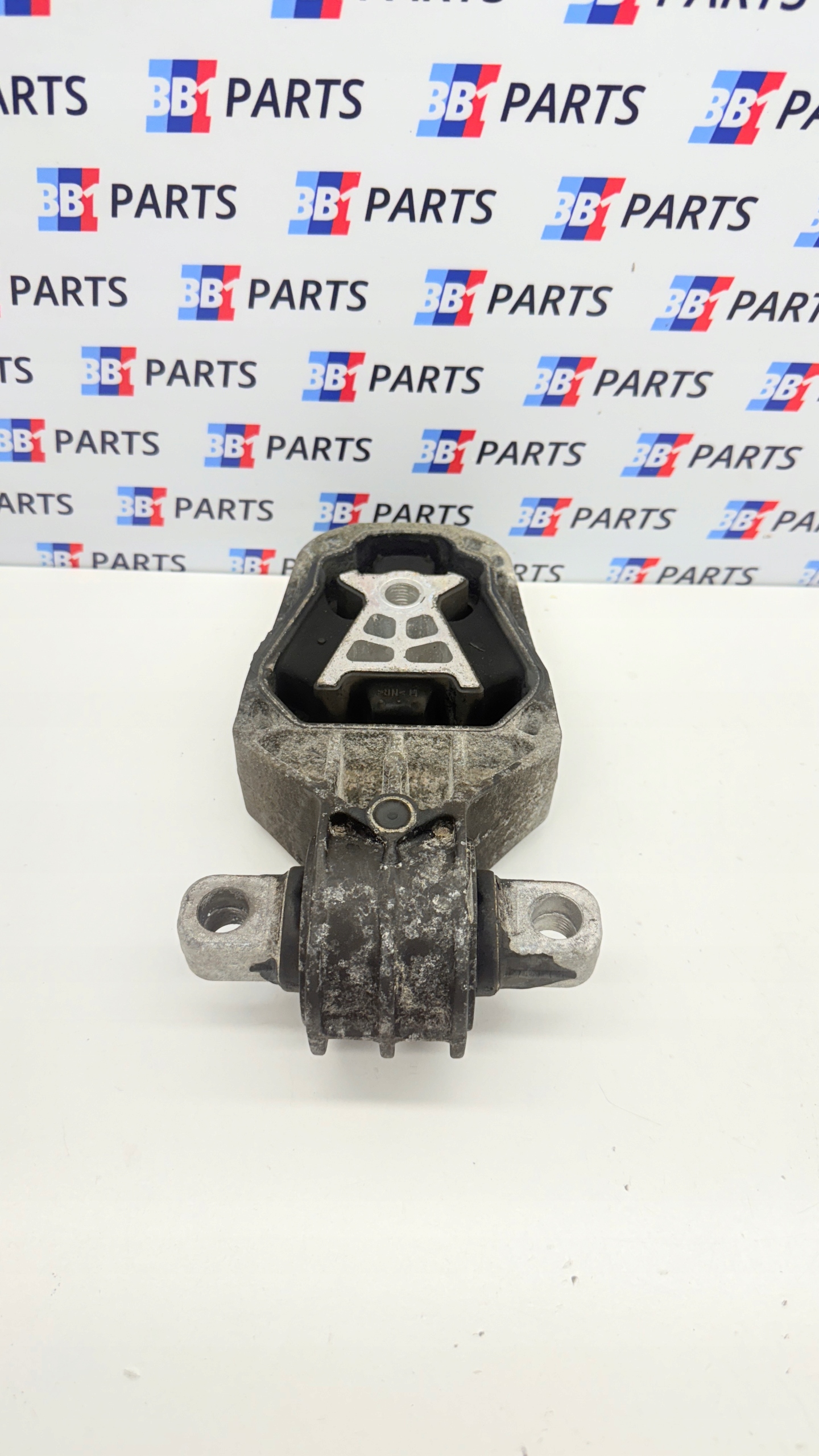 MERCEDES W117 W156 holder engine mount lower 2.2CDI 651930 A2463301401