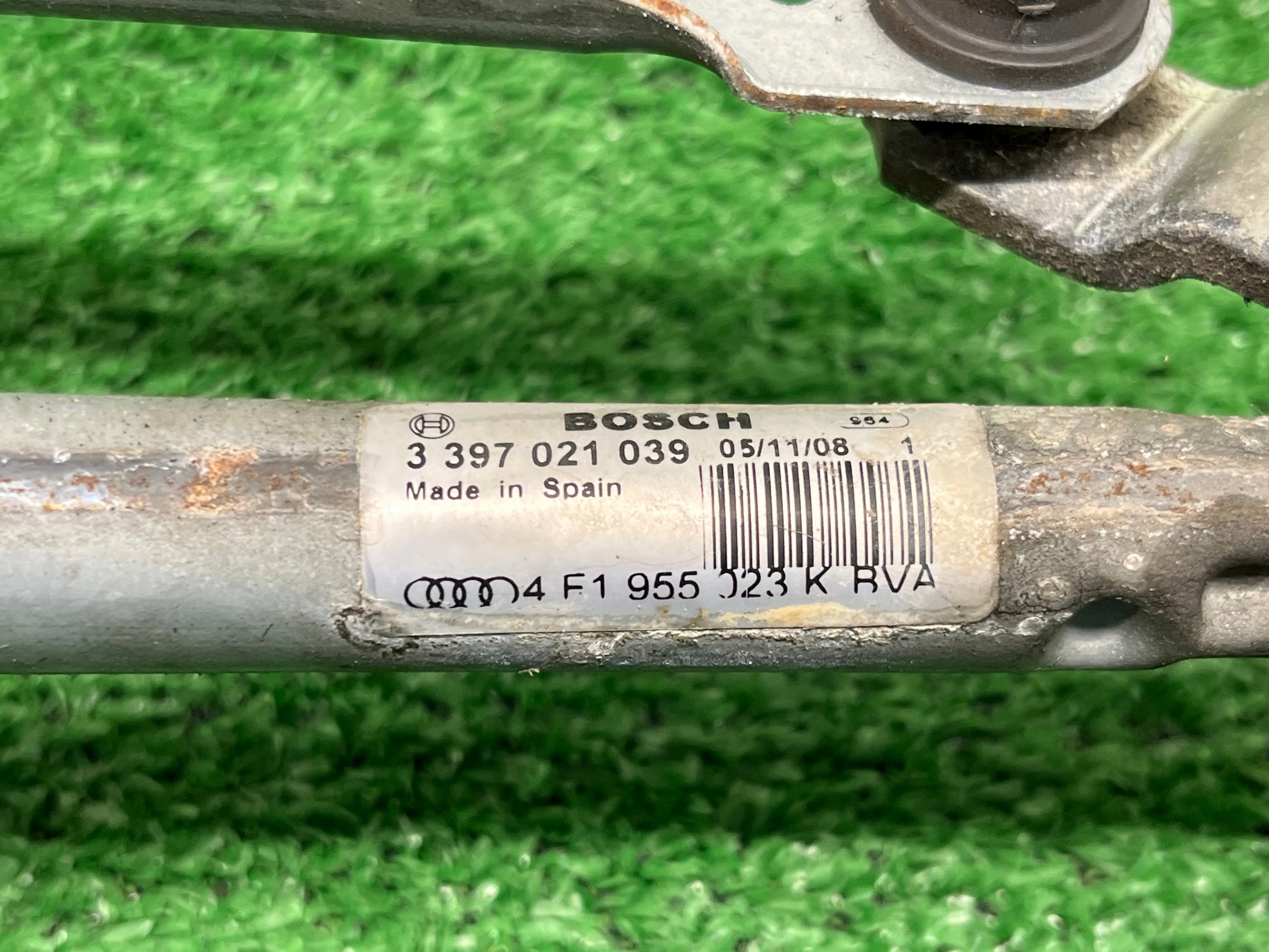 wiper mechanism front AUDI A6-C6 4F1955023K / 4F1955119D