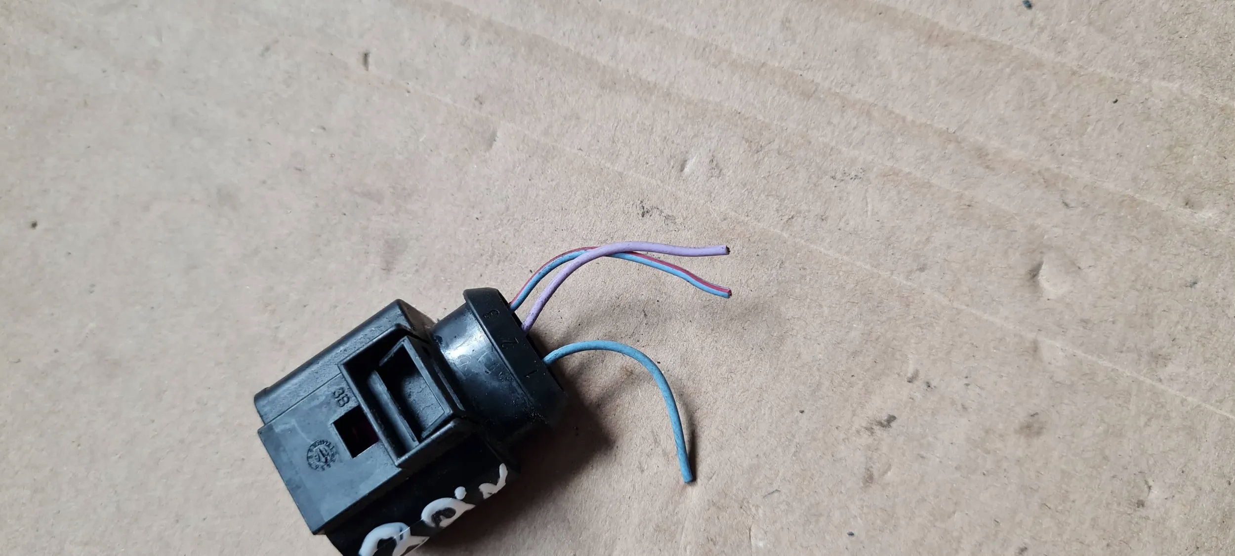 Q7 4M II connecting spoiler KOSTKA 4D0971993 A4 B9 8W A5 Q5 80A