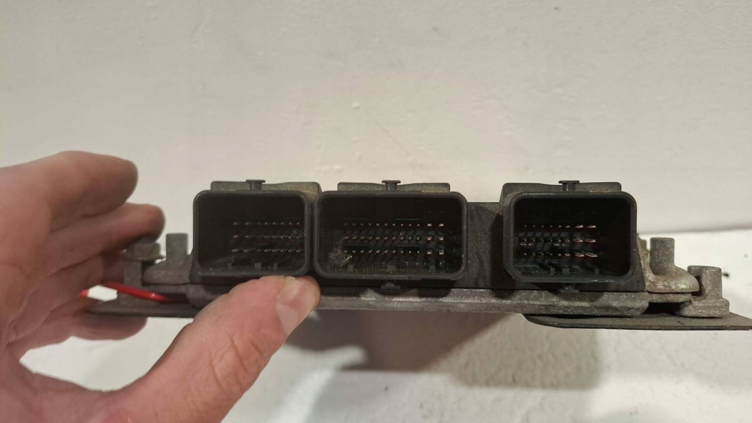 control unit of the engine computer 0281011341 Peugeot 2.0 HDI