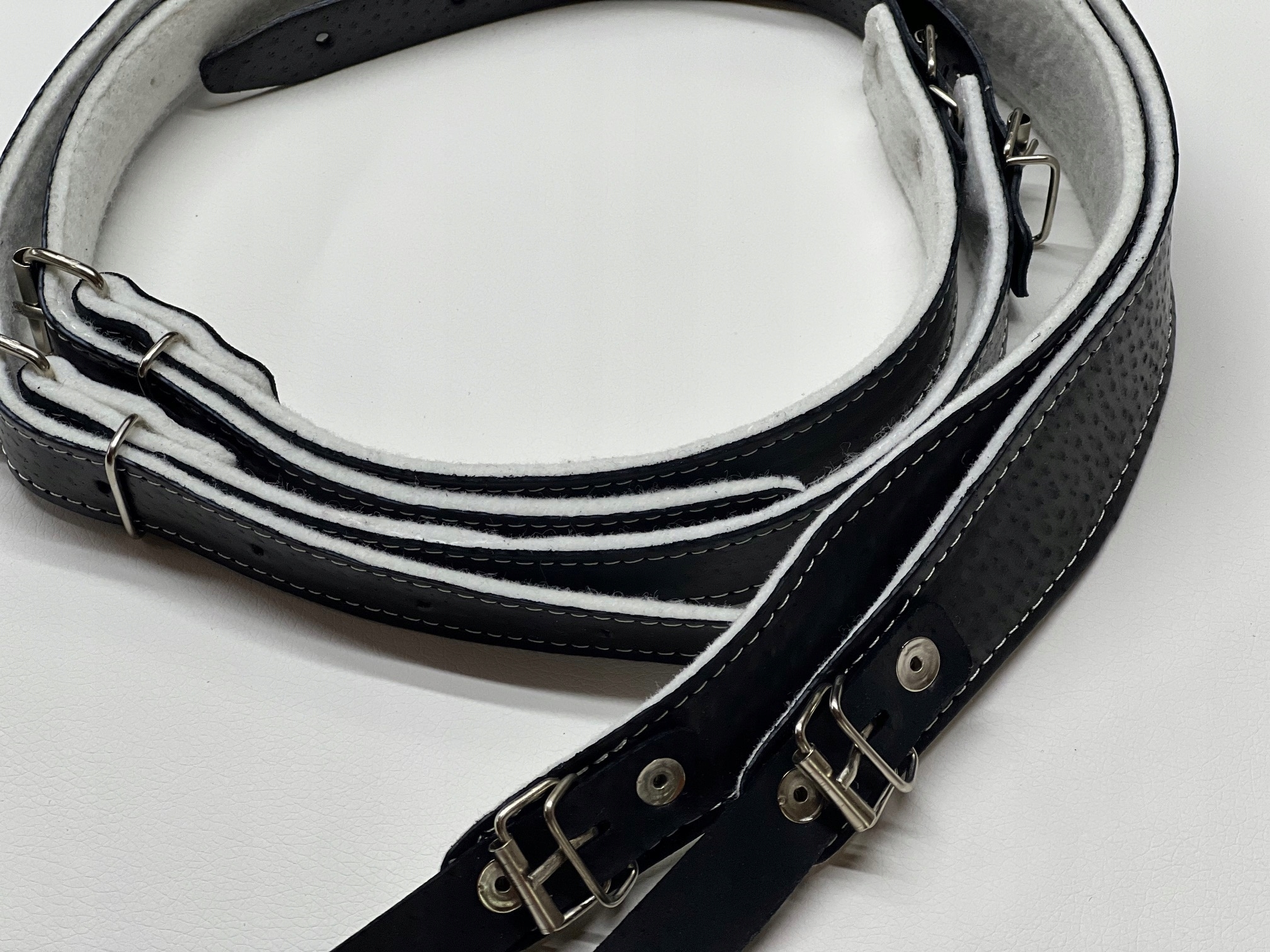 Pasy nośne do akordeonu CZAR/BIEL skóra/filc 48-60