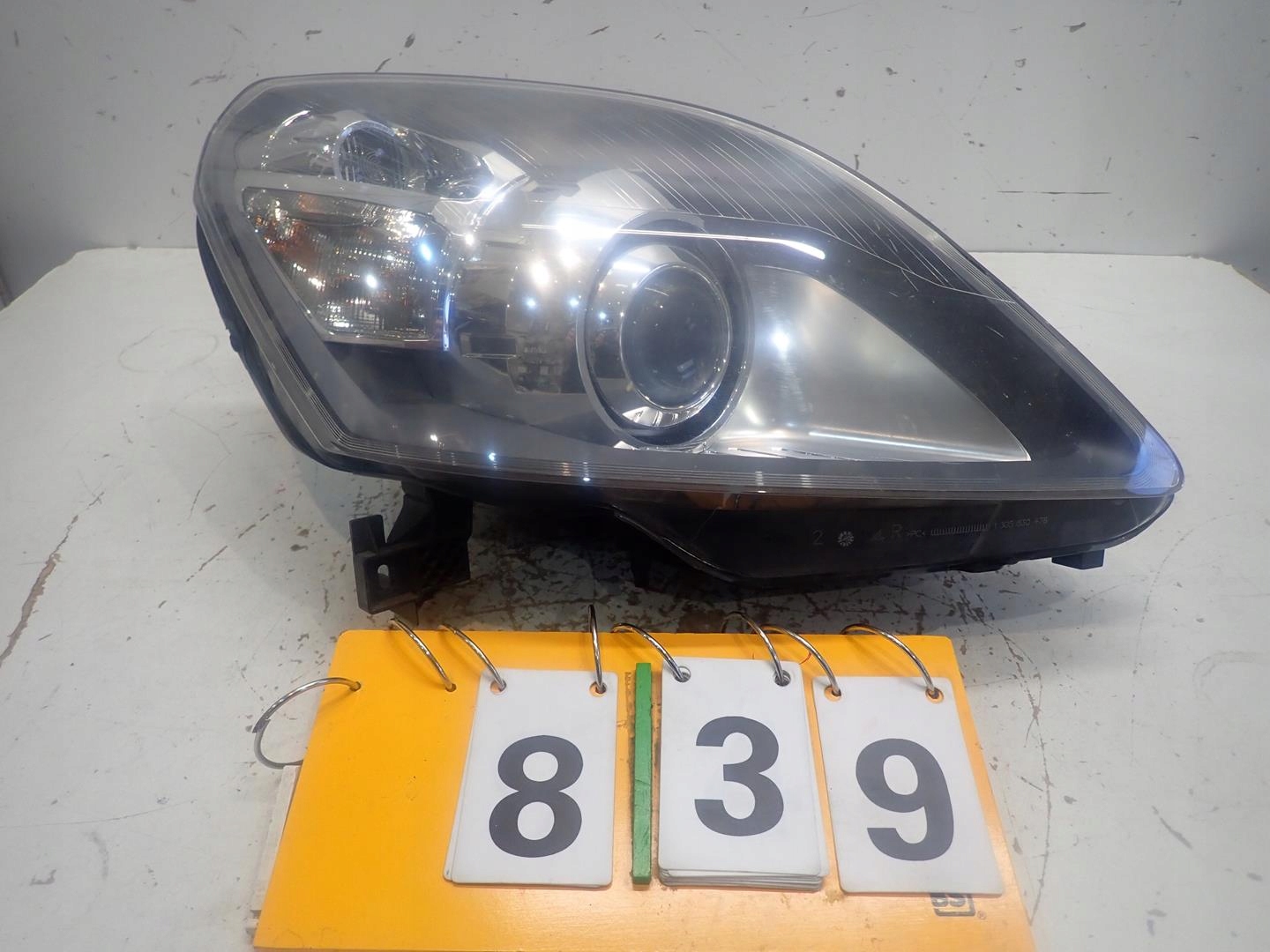 light front right OPEL ZAFIRA B II BI-XENON