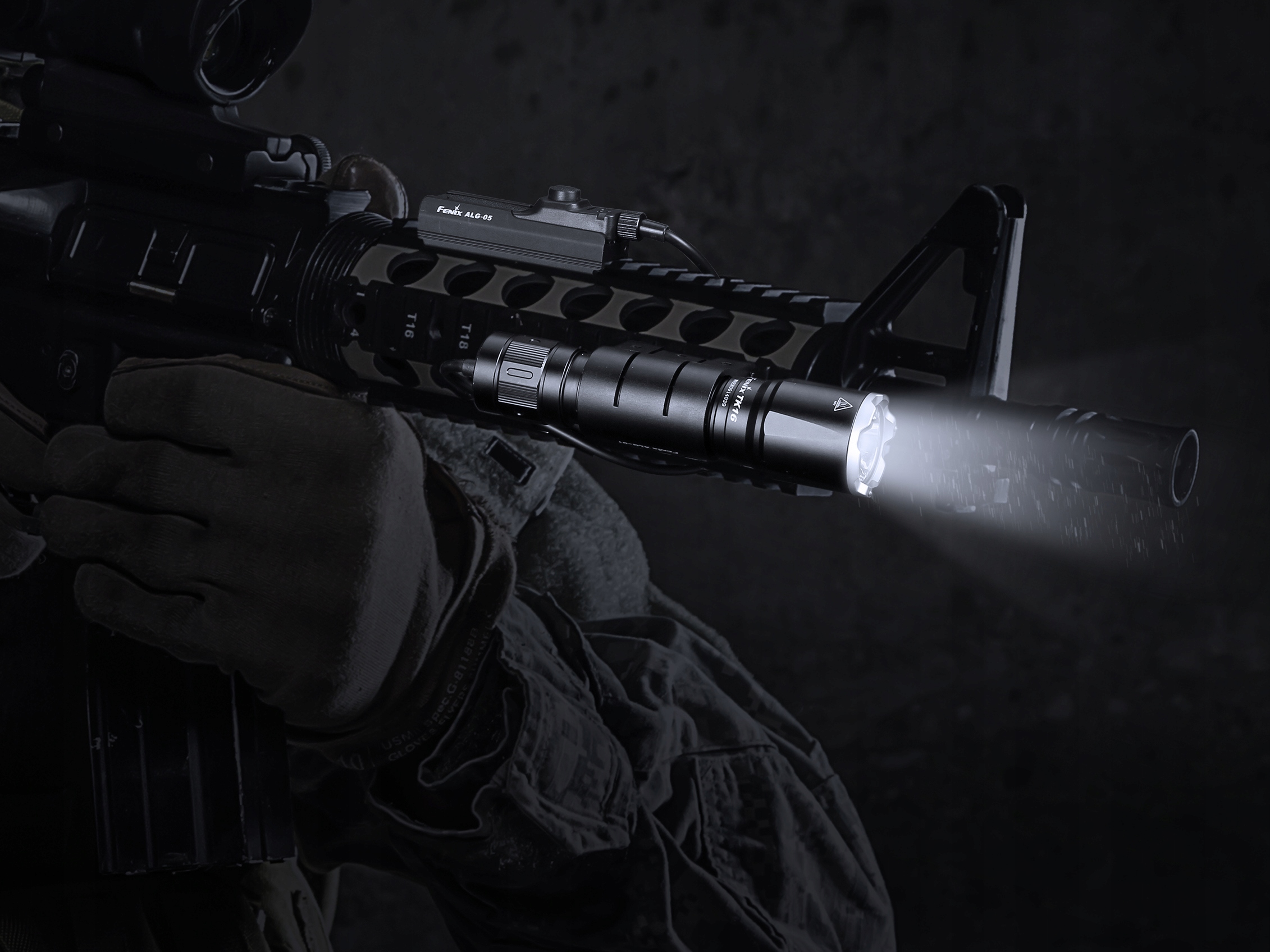 Latarka Fenix TK16 V2.0 3100lm Model TK16 V2.0