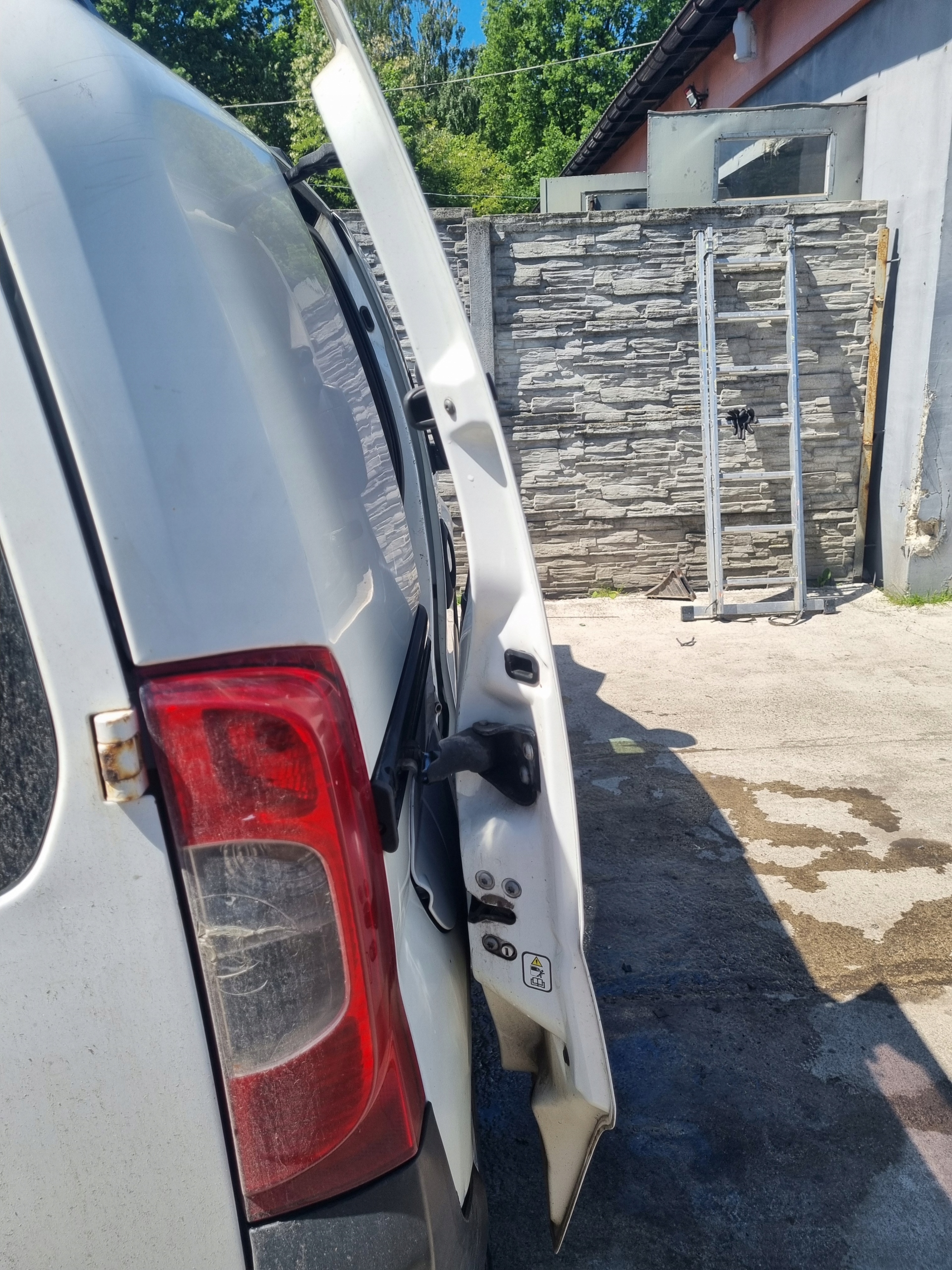 peugeot BIPPER 07-17 2009 r дверь правая задняя белый европа