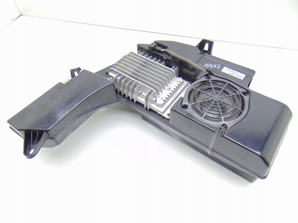 САБВУФЕР 3R0035382A SEAT EXEO 08-13R