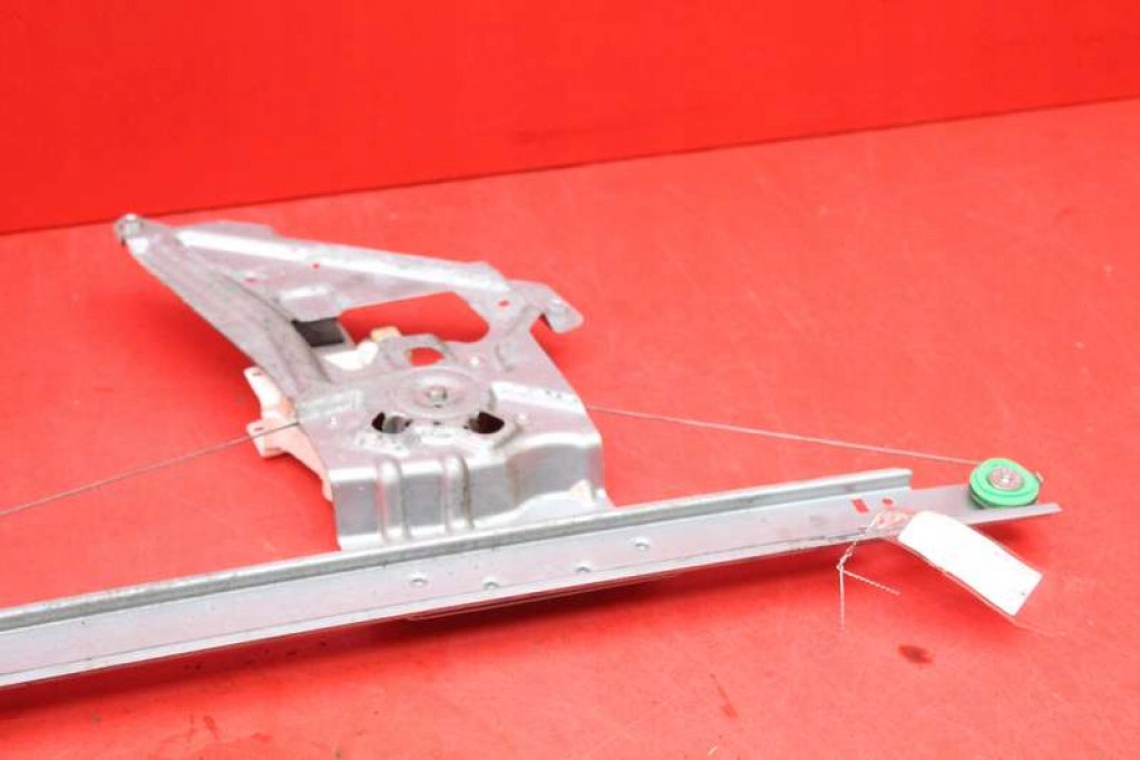 window regulator left front EU A9067200046 MERCEDES SPRINTER W906 06-19