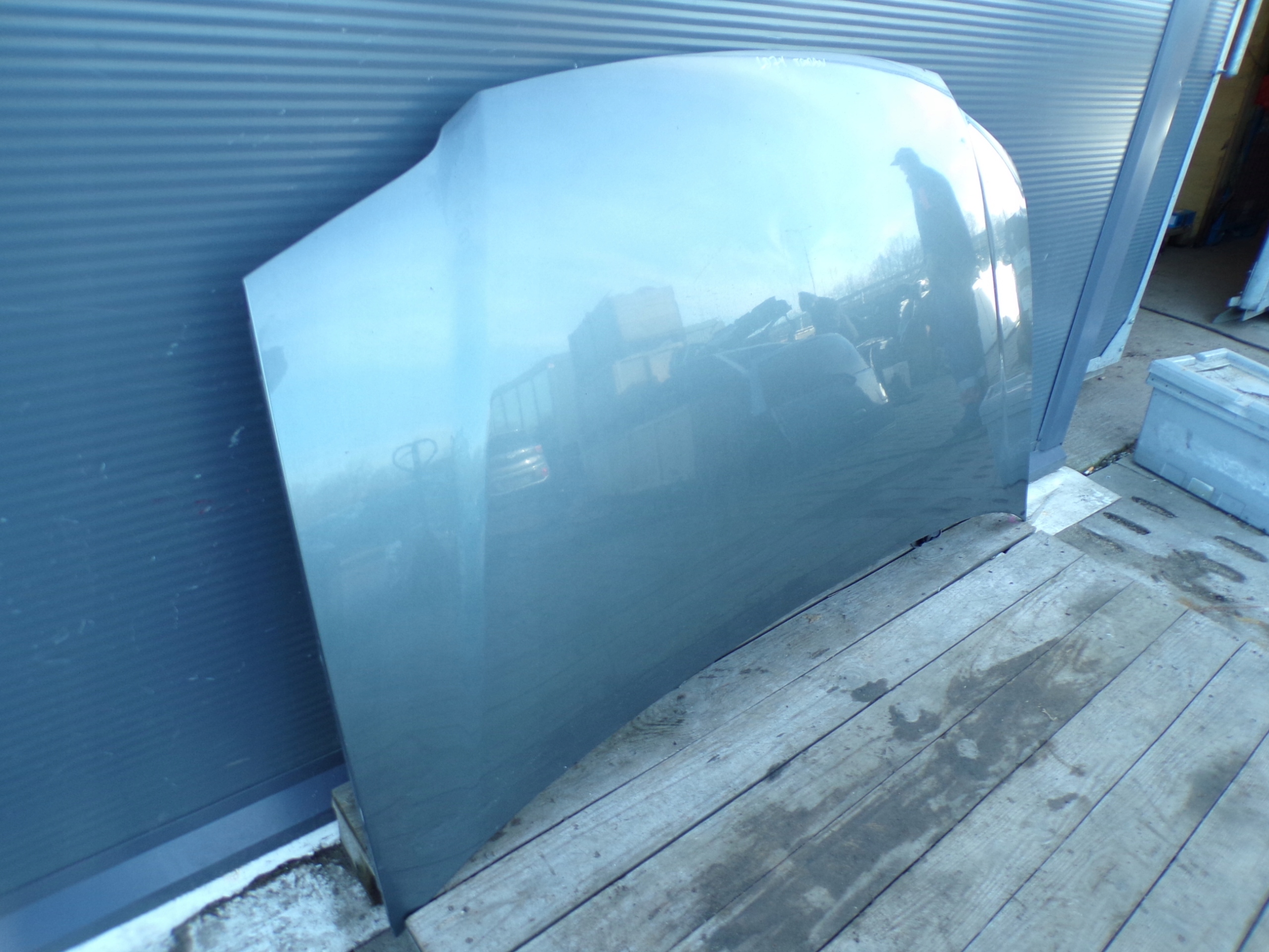 Cofano VOLKSWAGEN TOURAN 1 e colore LD7Y
