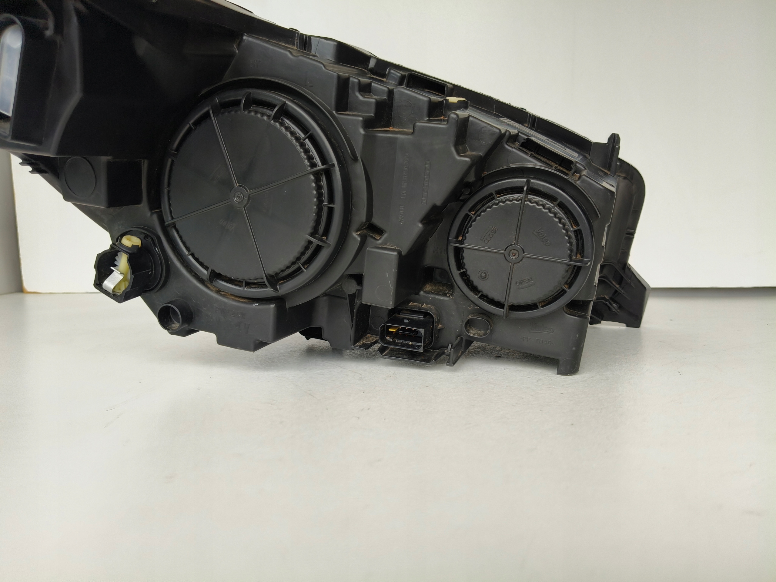Licht links REFLEKTOR OPEL CORSA F 19