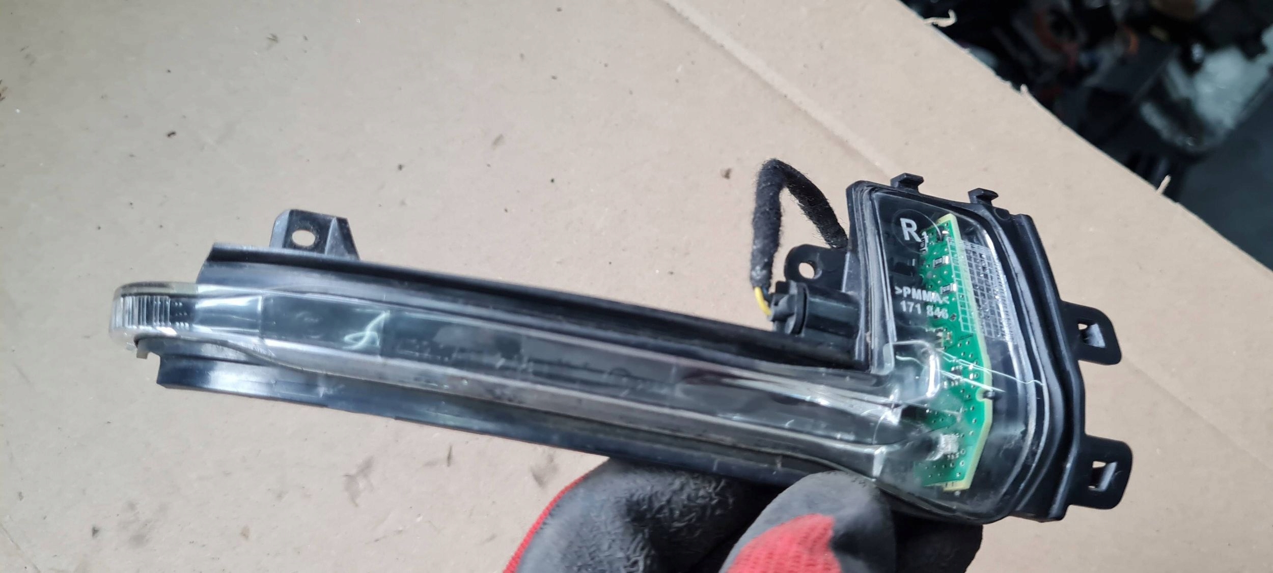 A4 B8 S4 A5 8T indicator blinker indicator mirrors right 8K0949102C