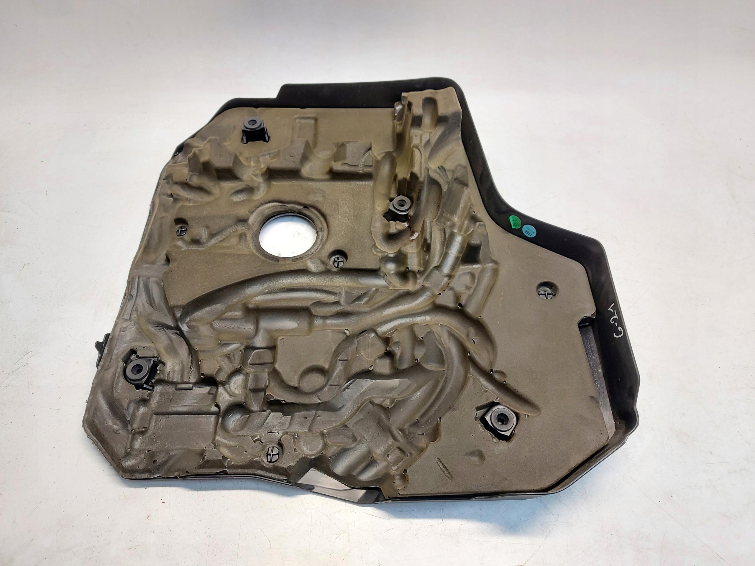BMW G21 G20 Kombi 330e cover engine housing cover upper 2.0e