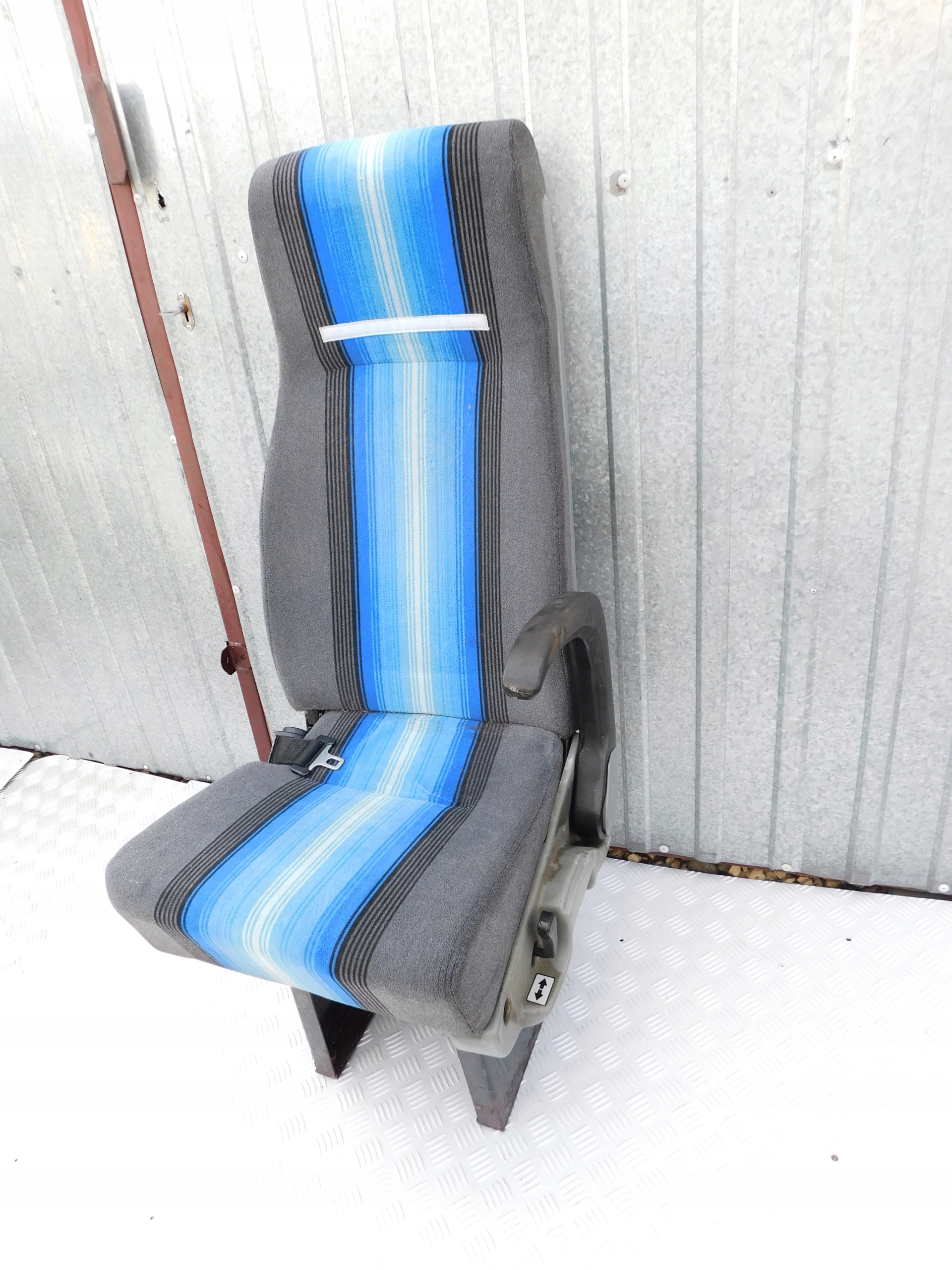 seat complete BUS CAMPER armrest adjustable przesuw tension belt bezp.