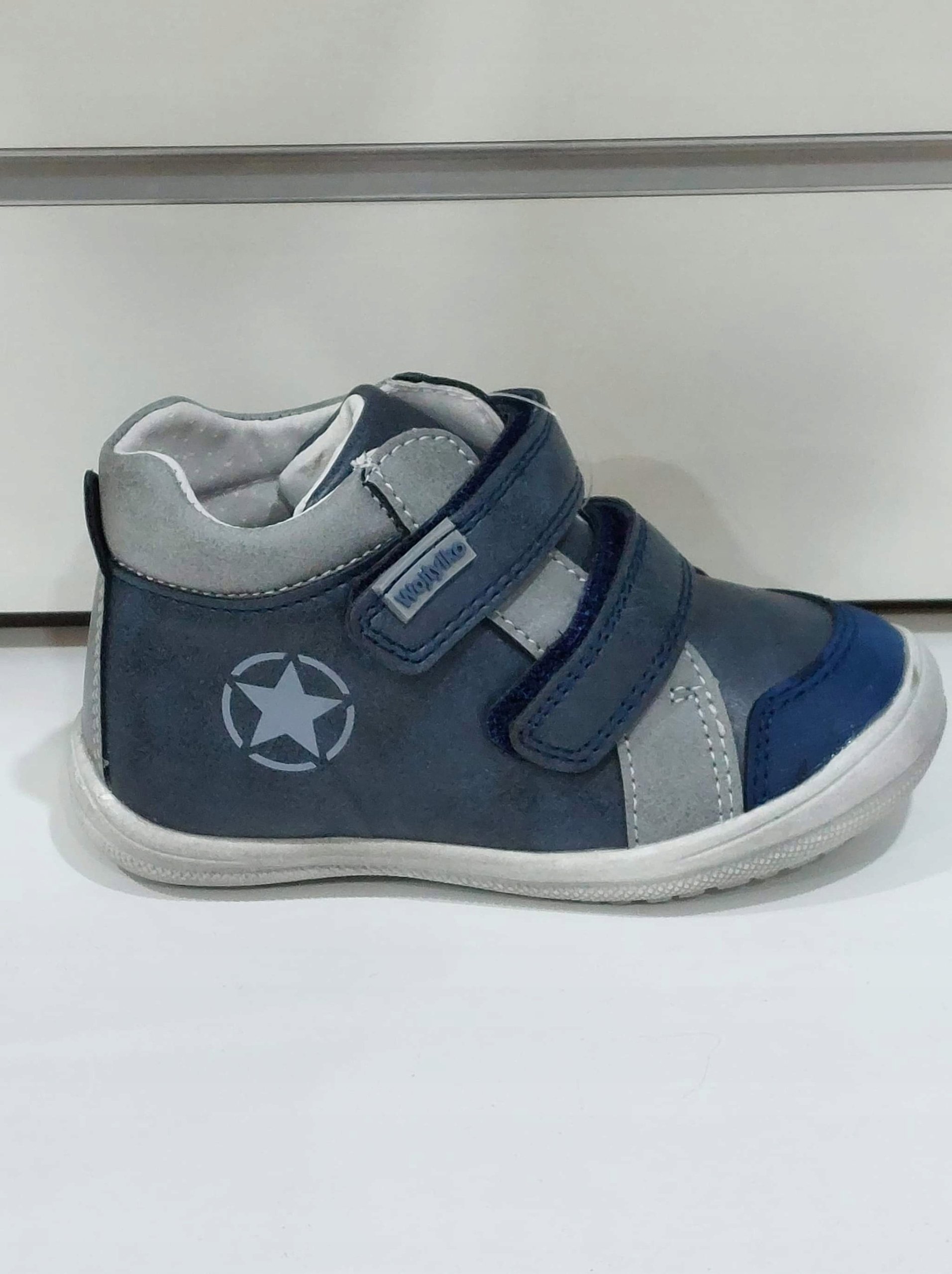 Trzewiki półbuty WOJTYŁKO 23002 na rzepy granat 22