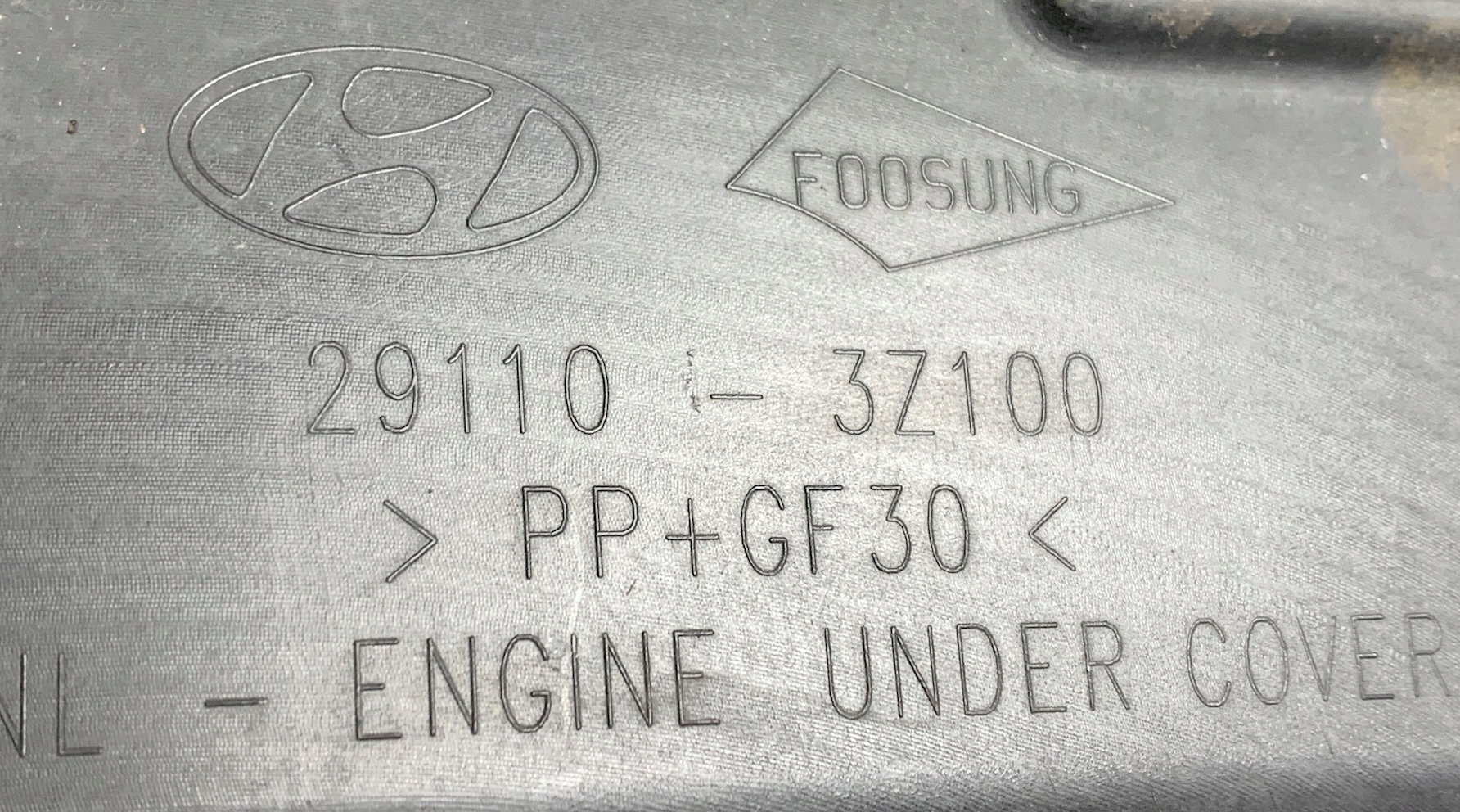 HYUNDAI I40 OSŁONA SILNIKA PŁYTA POD SILNIK 29110-3Z100 Producent części Hyundai OE