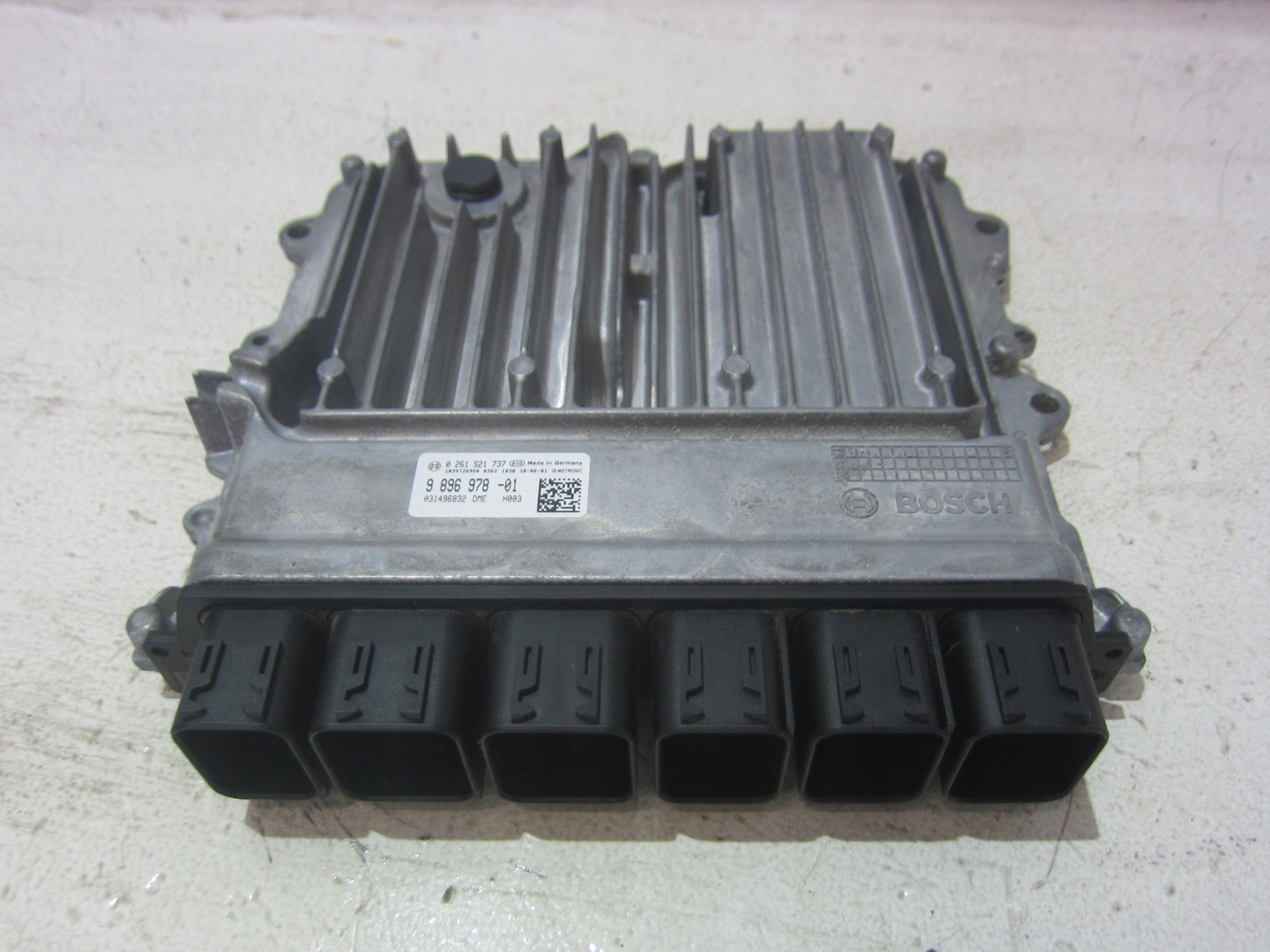BMW X3 G01 X4 B46 G11 12148744139 9485816 computer control unit of the engine module
