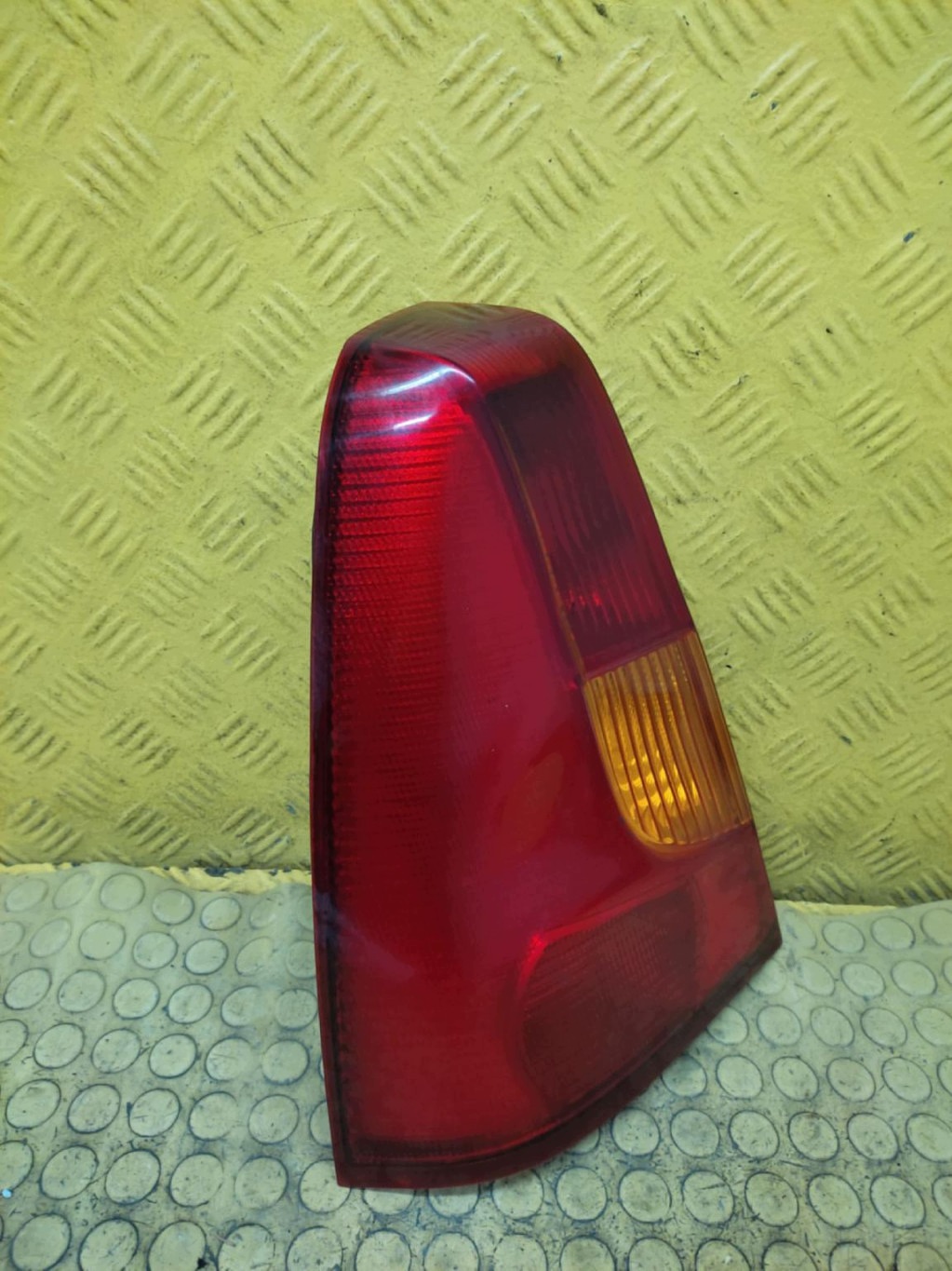 DACIA LOGAN light left rear part 8200211020