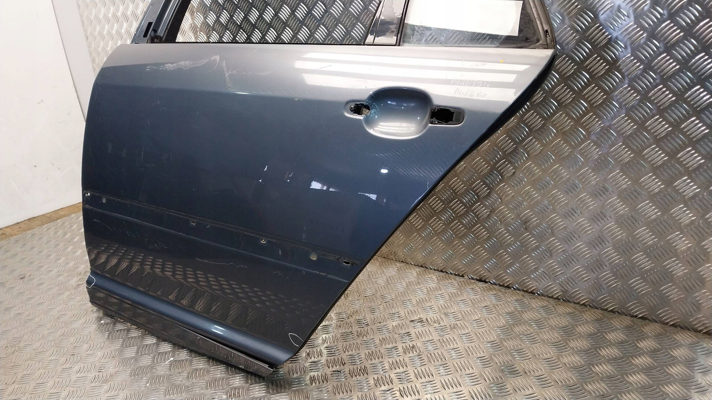 door rear part left VW PHAETON 02