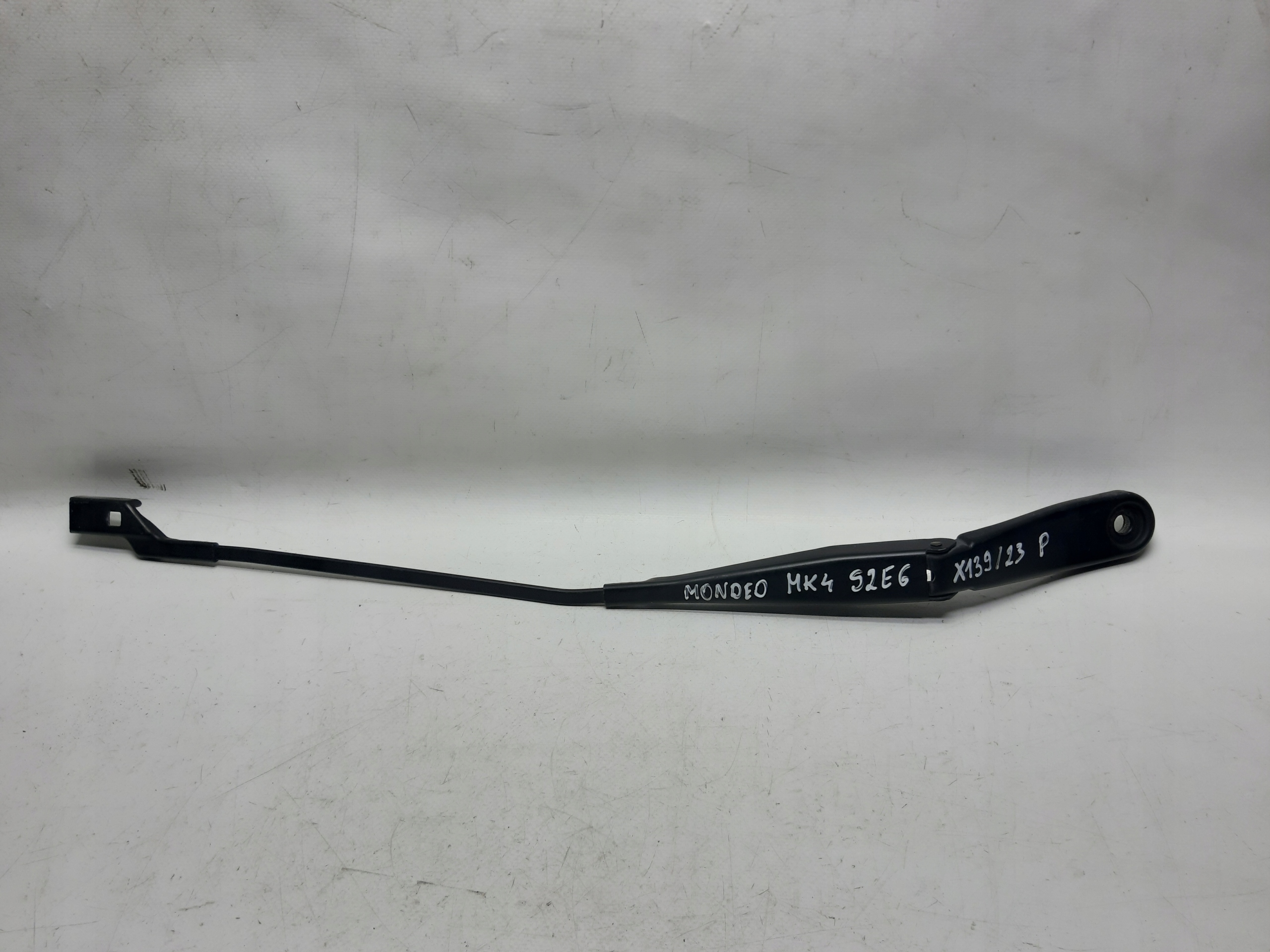 wiper arm right FORD MONDEO MK4 IV