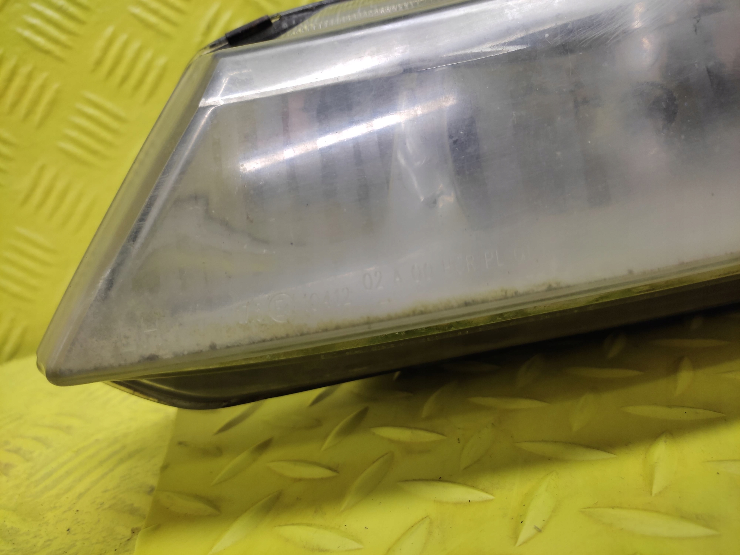 PEUGEOT 406 REFLEKTOR light left front