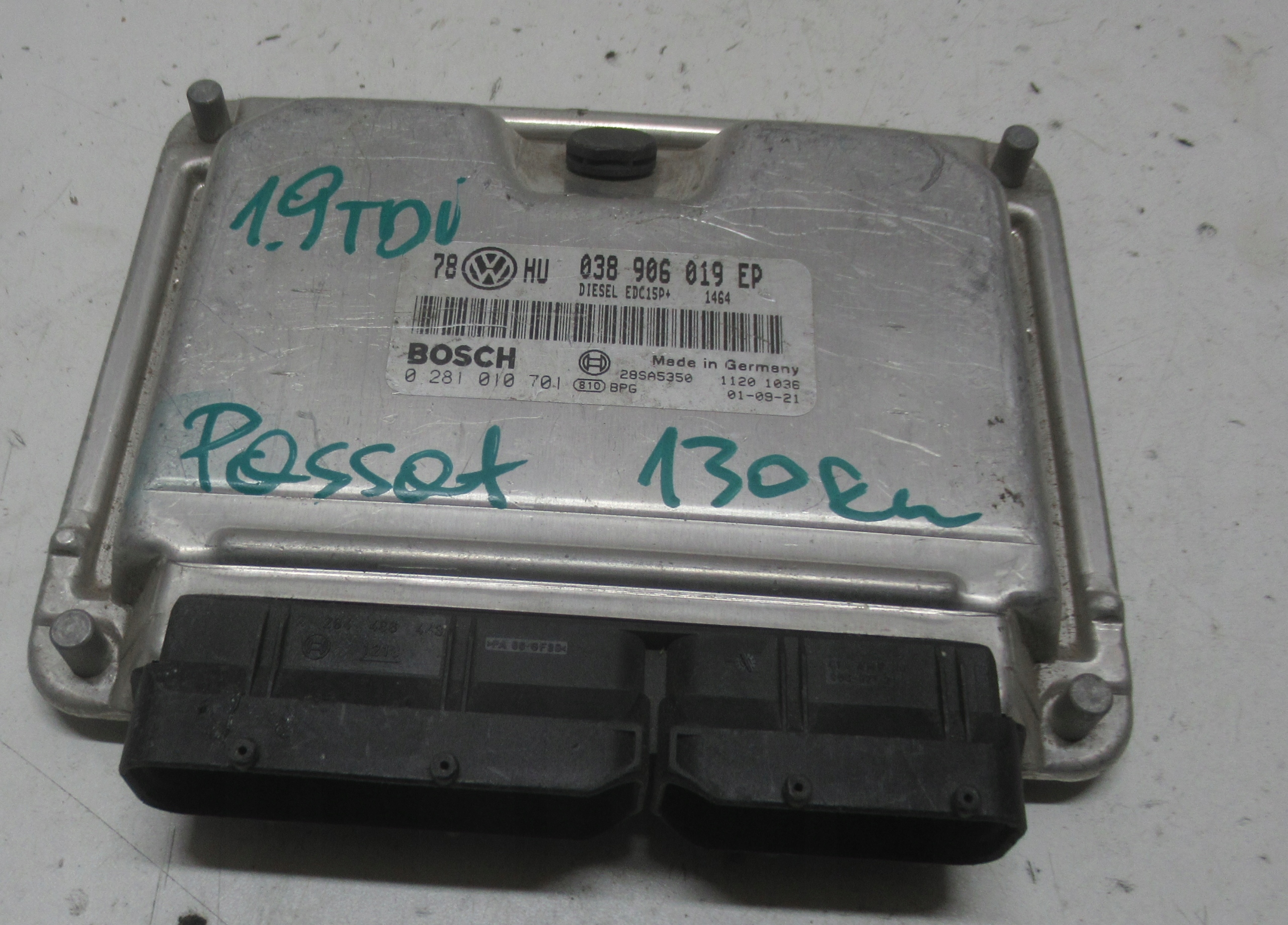 VW PASSAT B5 computer control unit of the engine 038906019EP