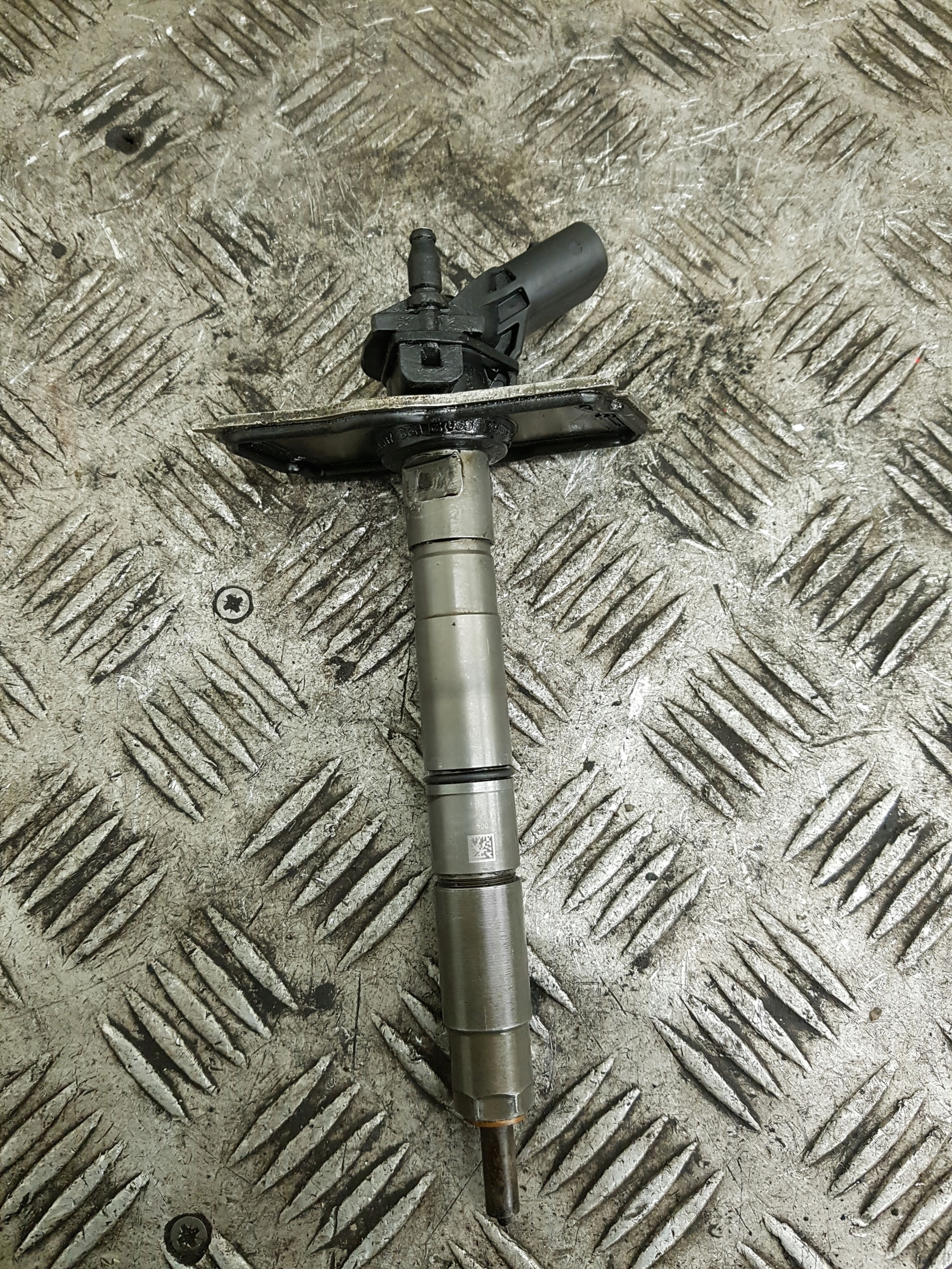 nozzle injector AUDI A6-C6 059130277Q