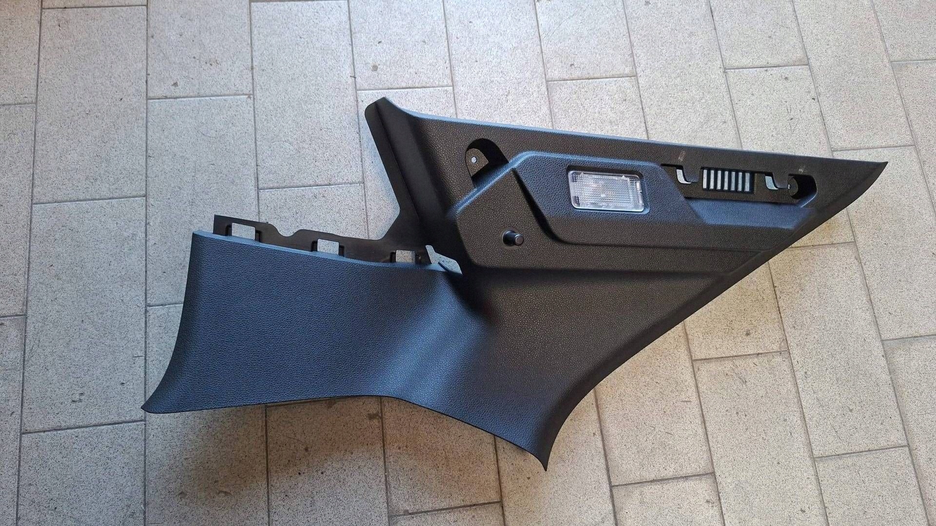 boot upholstery left side Renault Clio VI 769335433R