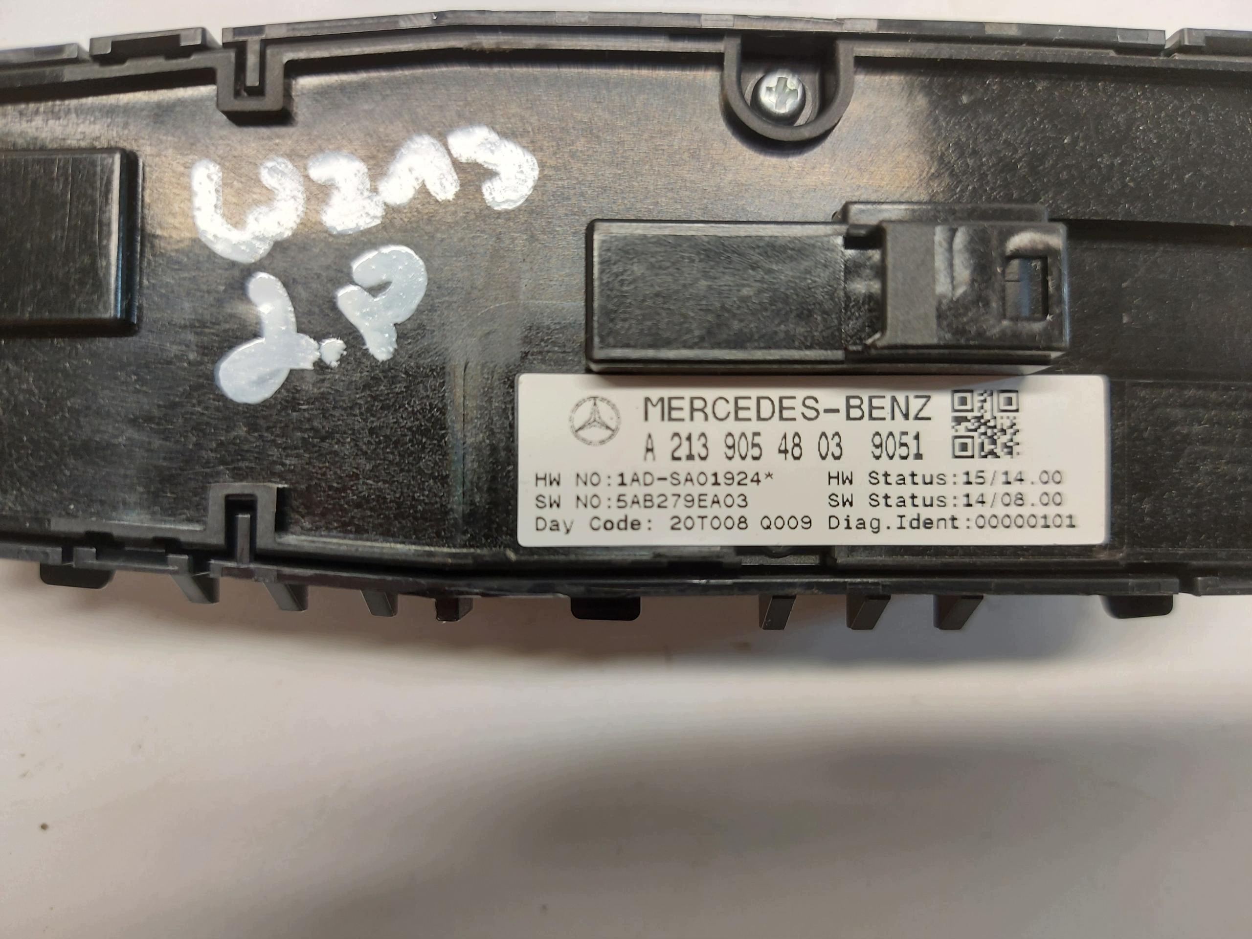 MERCEDES W213 E300de Kombi window control switch of mirrors A2139054803
