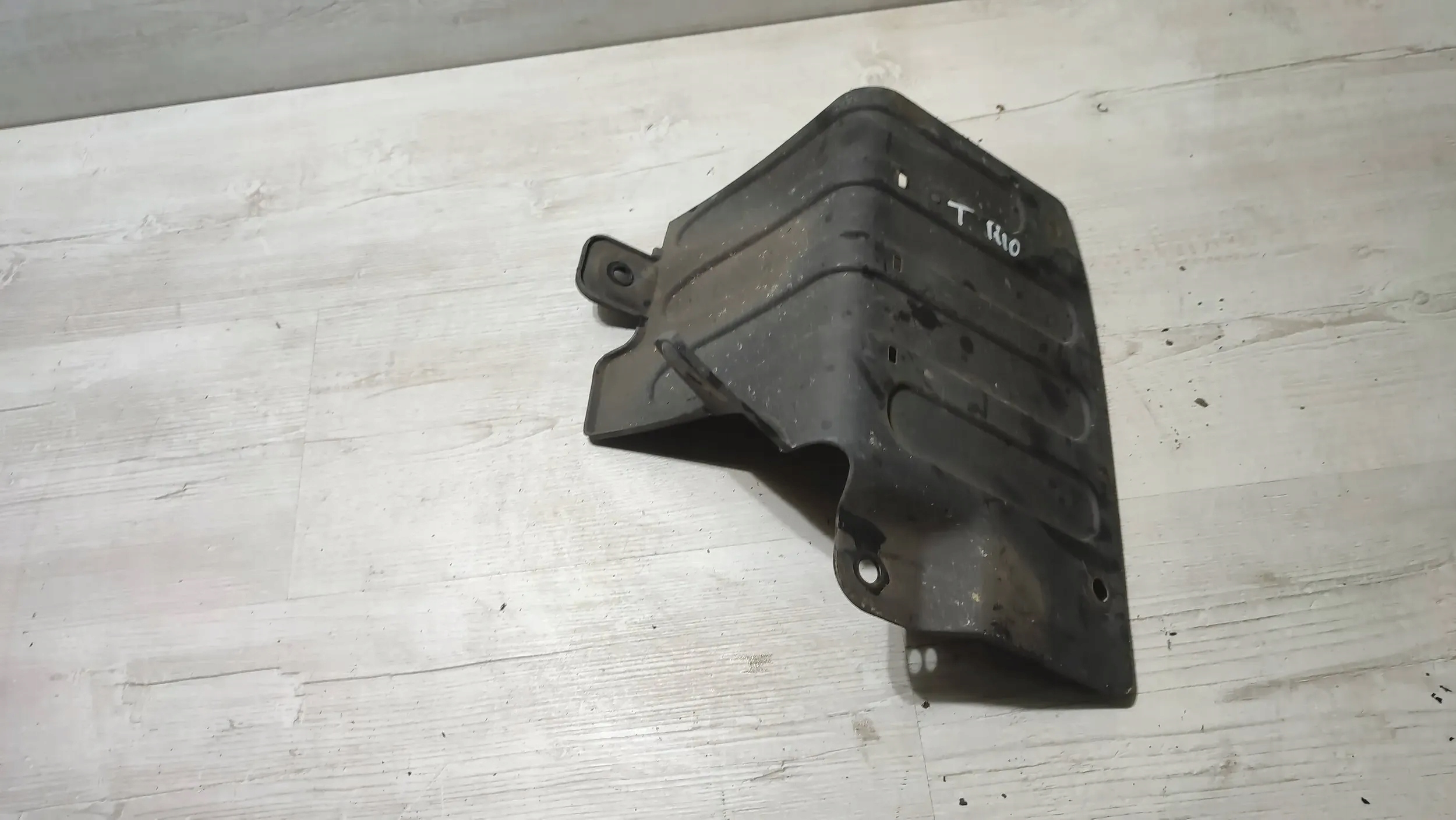 KIA Rio IV 18r cover rear chassis