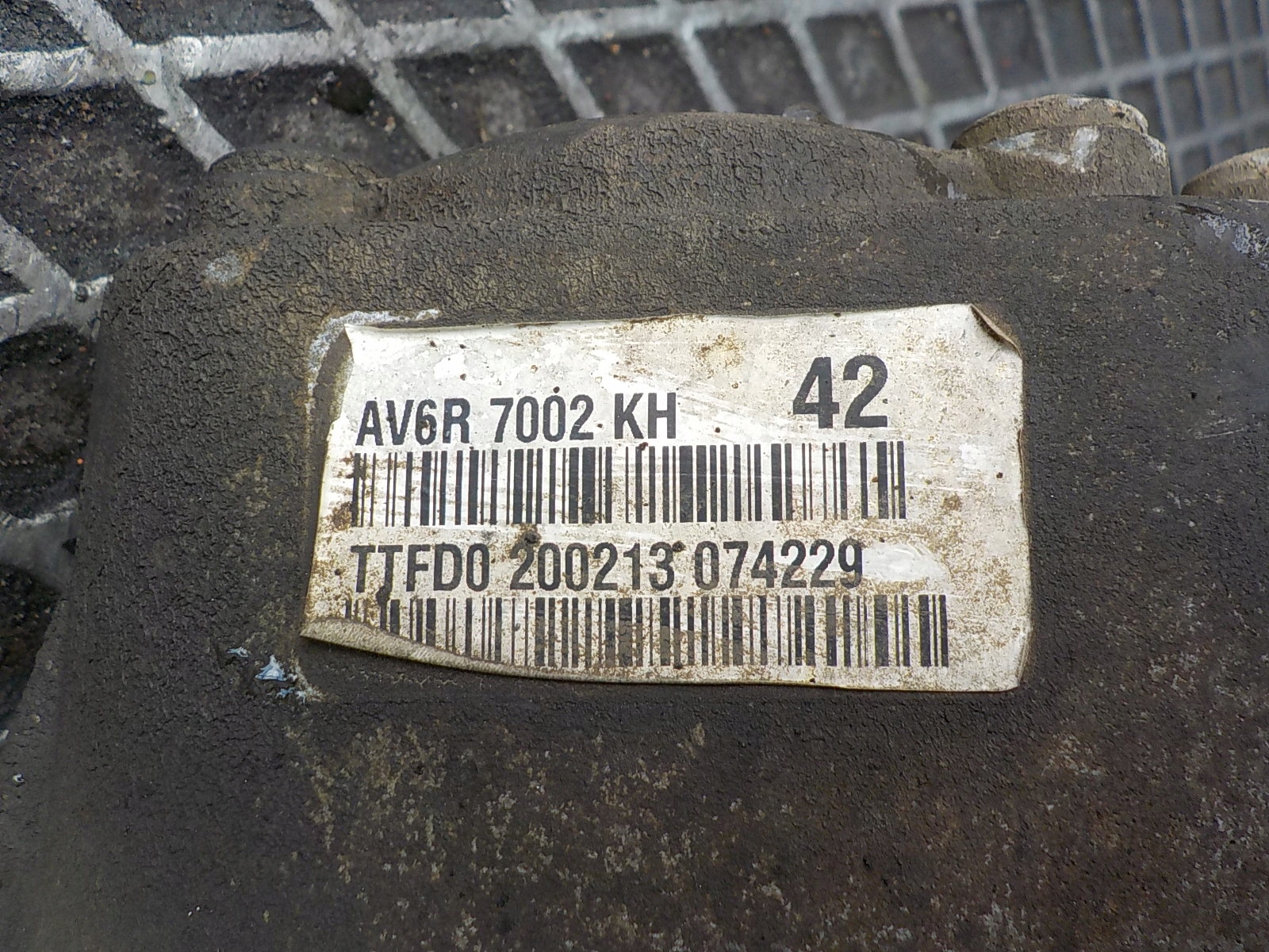 FORD C-MAX II FOCUS III MK3 Getriebe 1.6 TDCI AV6R7002KH 6-getriebe