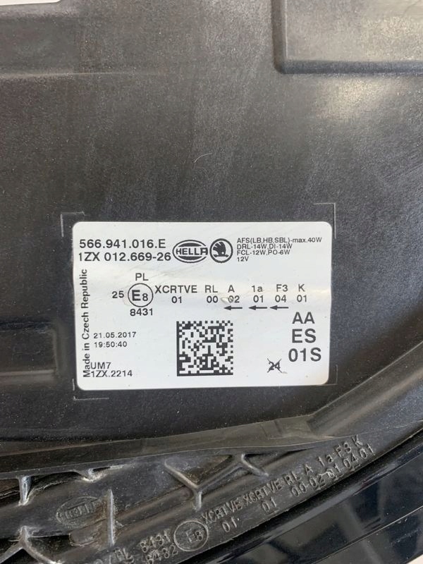 Skoda Kodiaq 17r Reflektor right light right 2017 565941016E