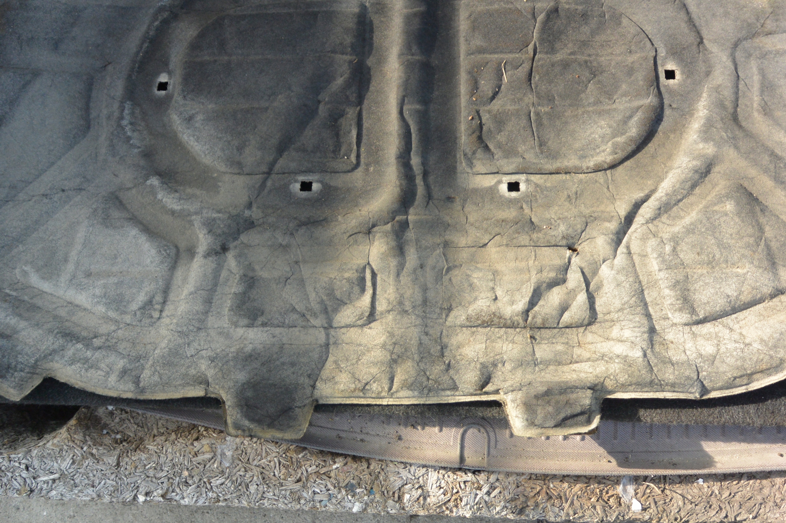 Insonorisation WYCISZENIE du capot AUDI Q7 4L