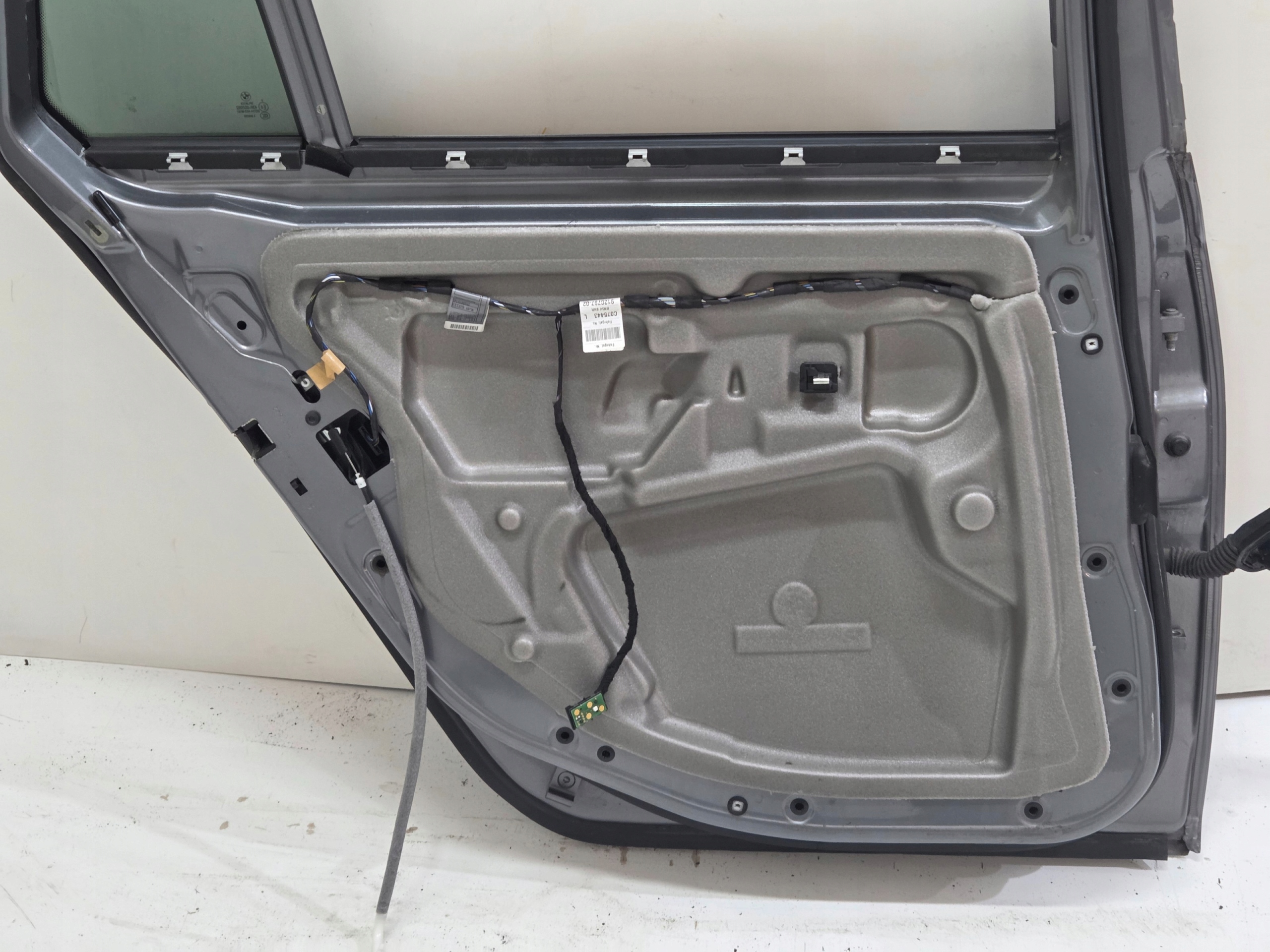 Tür links hinten heck BMW E61 A52/7 SPACEGRAU