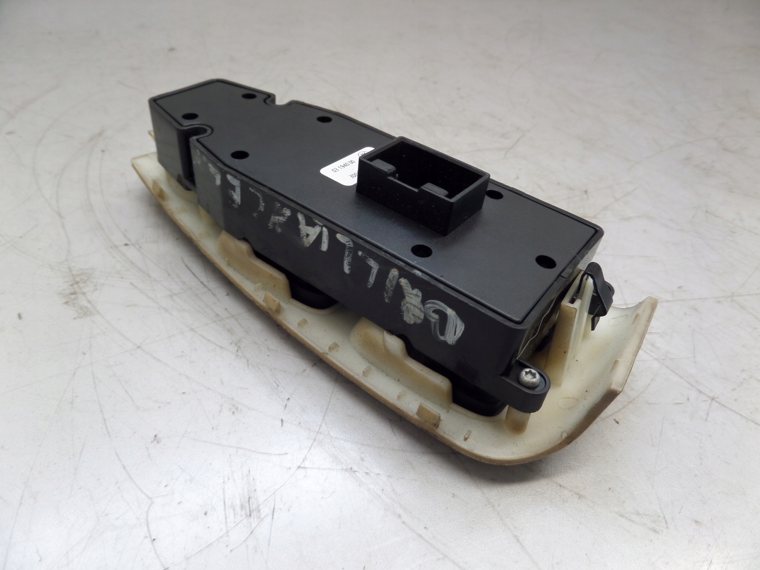 BRILLIANCE BS6 PANEL window control switch 03194000