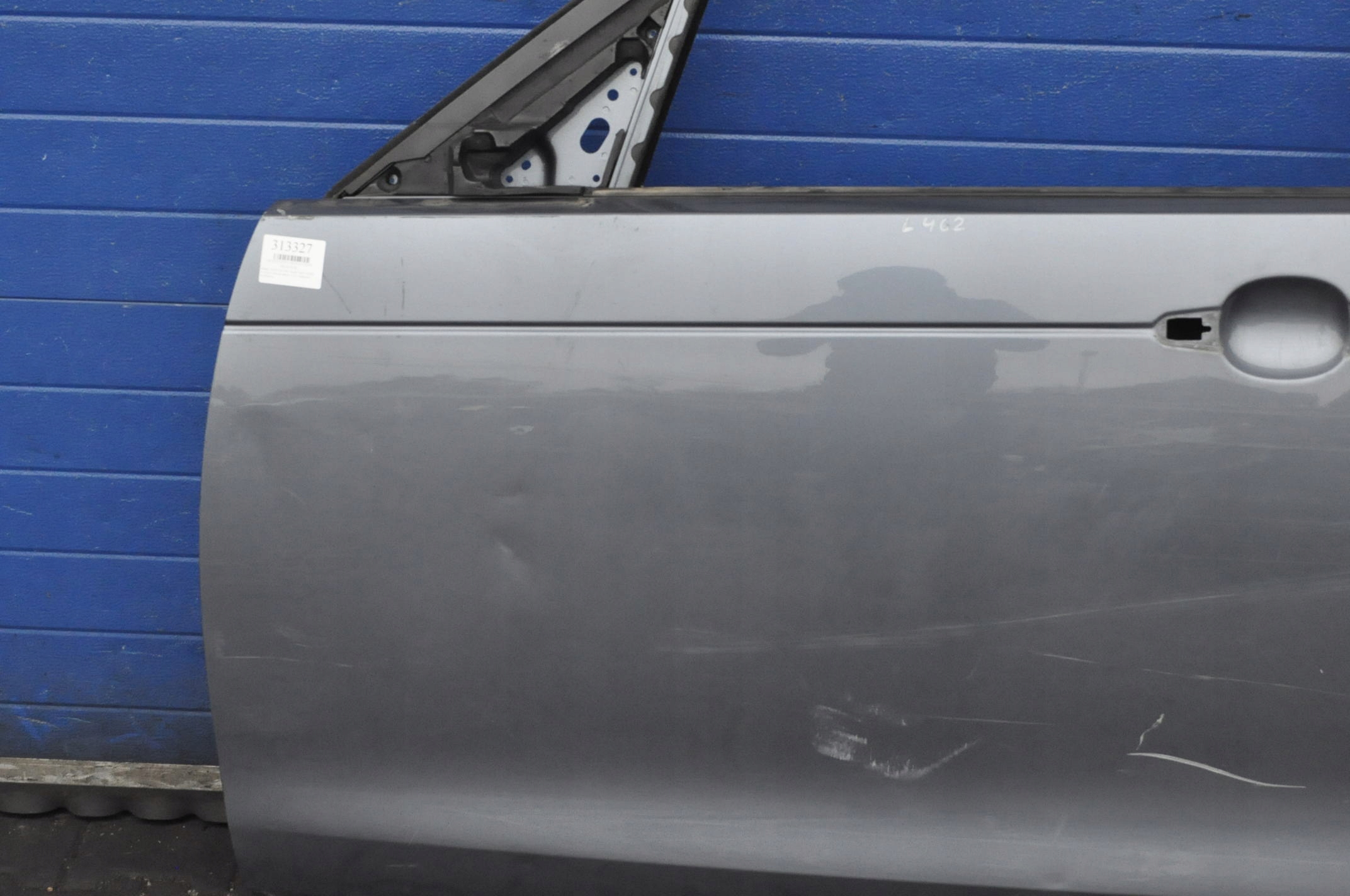 LAND ROVER DISCOVERY L462 DRZWI LEWY PRZÓD Producent części Land Rover OE