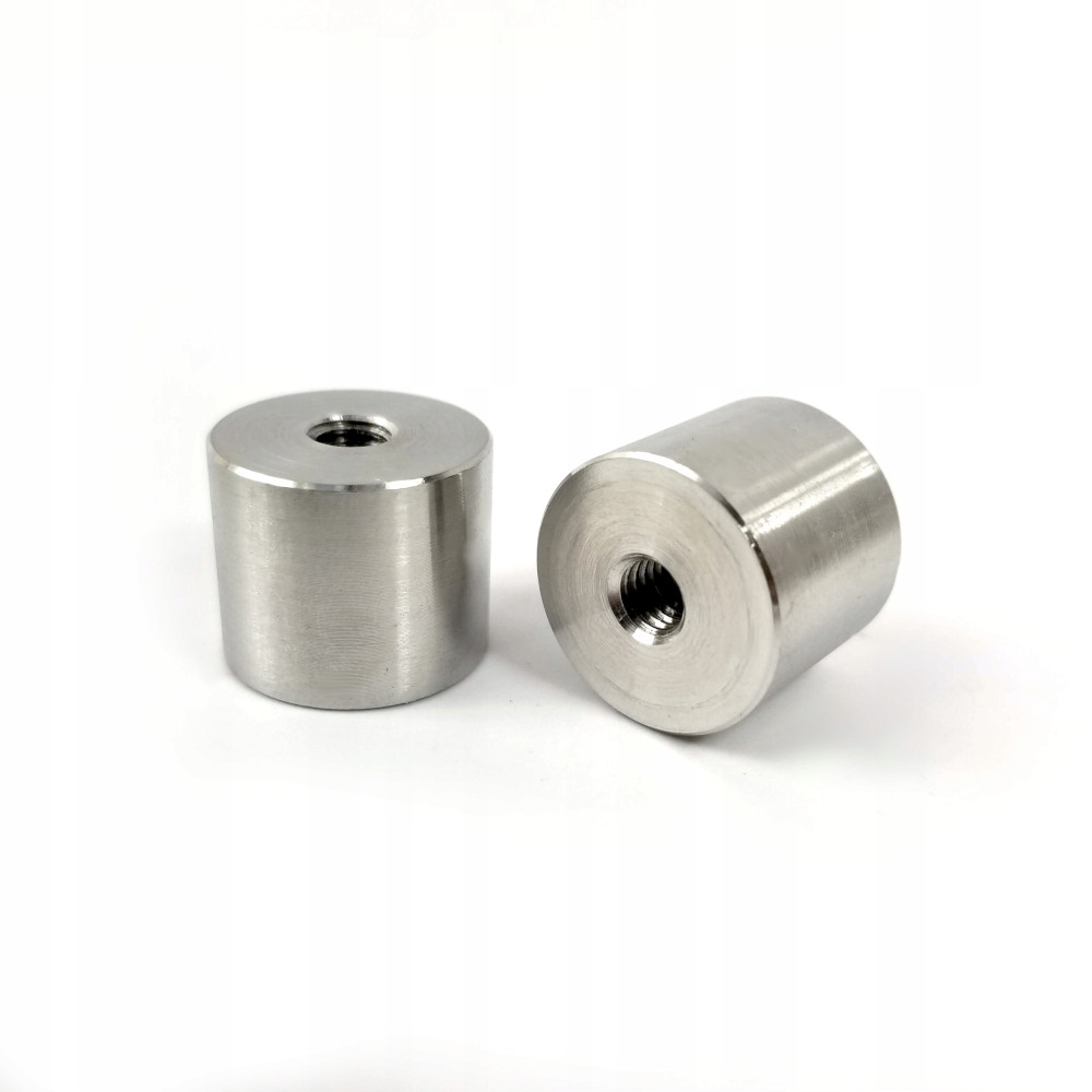 

Imaki przelotowe tuleje do otworów 20mm gwint M6